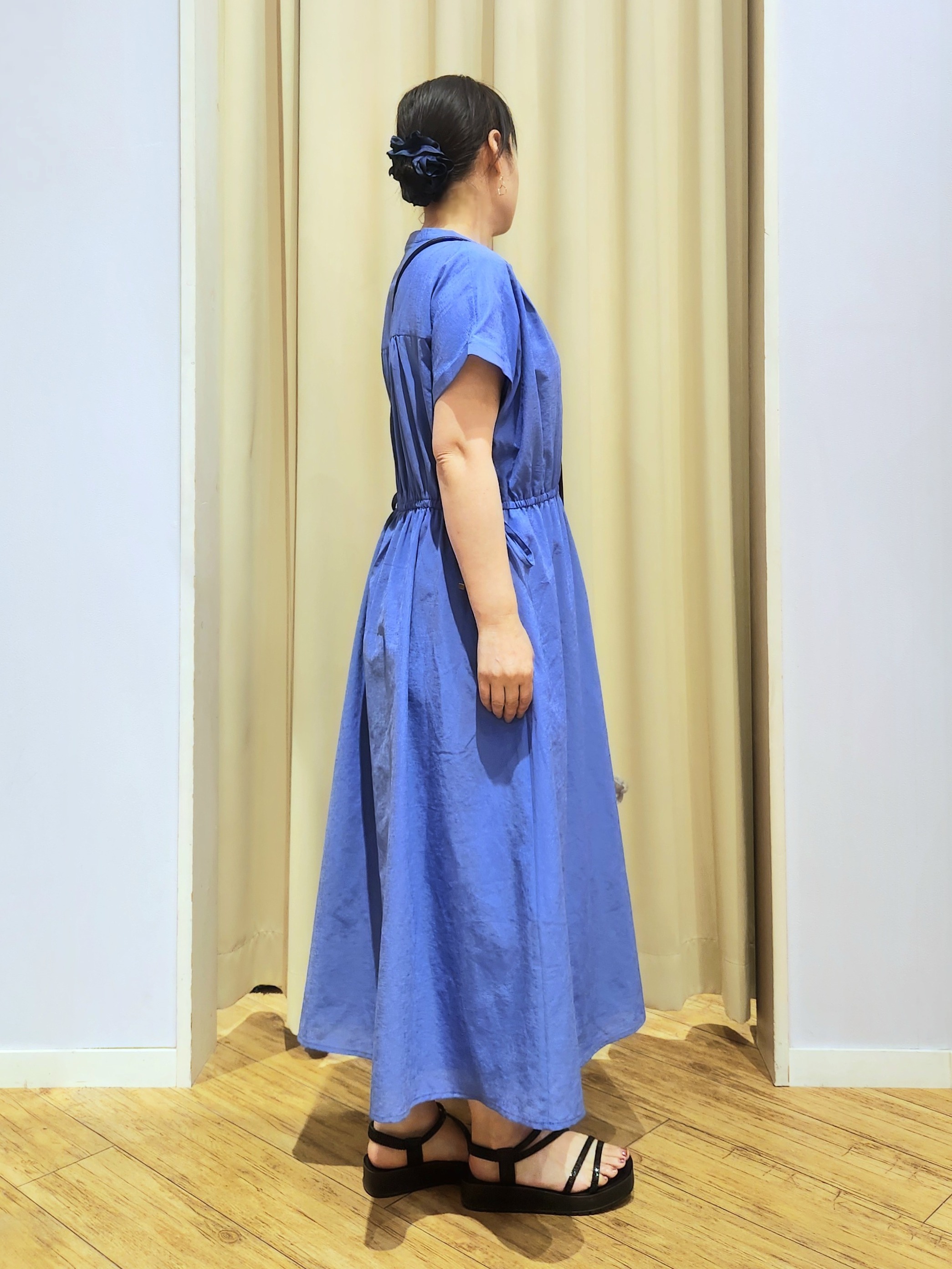 くまさんの「SHOO･LA･RUE｜【S-LL/UV/吸水速乾/洗濯機可】通気性〇 ギャザーリボンワンピース」を使ったコーディネート