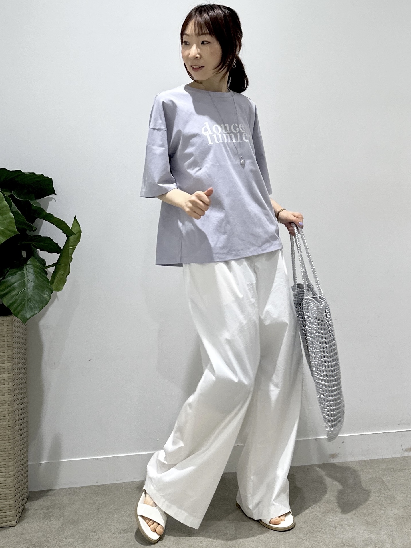 Miwaさんの「UNTITLED｜コットンロゴTシャツ」を使ったコーディネート