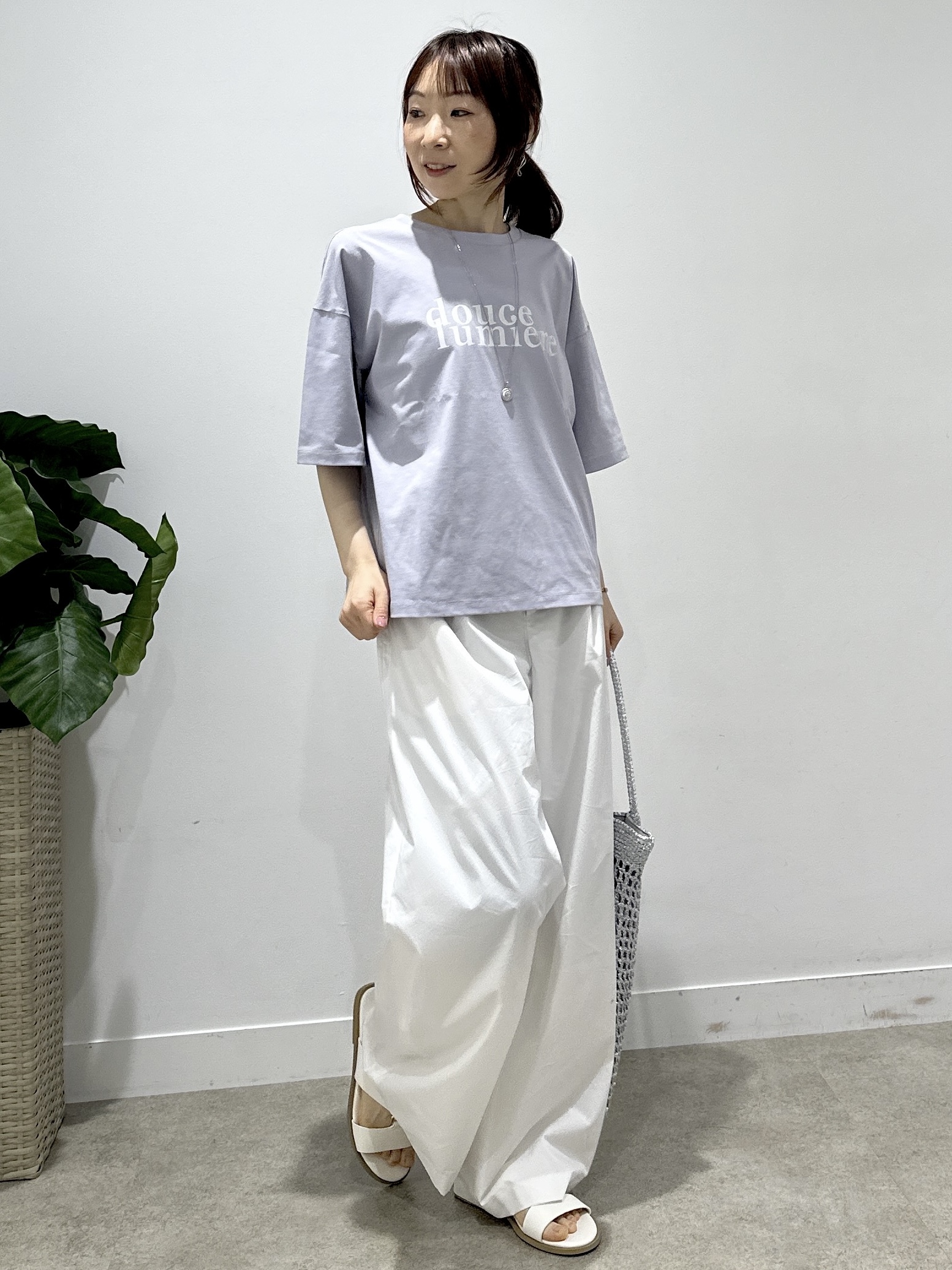 Miwaさんの「UNTITLED｜コットンロゴTシャツ」を使ったコーディネート