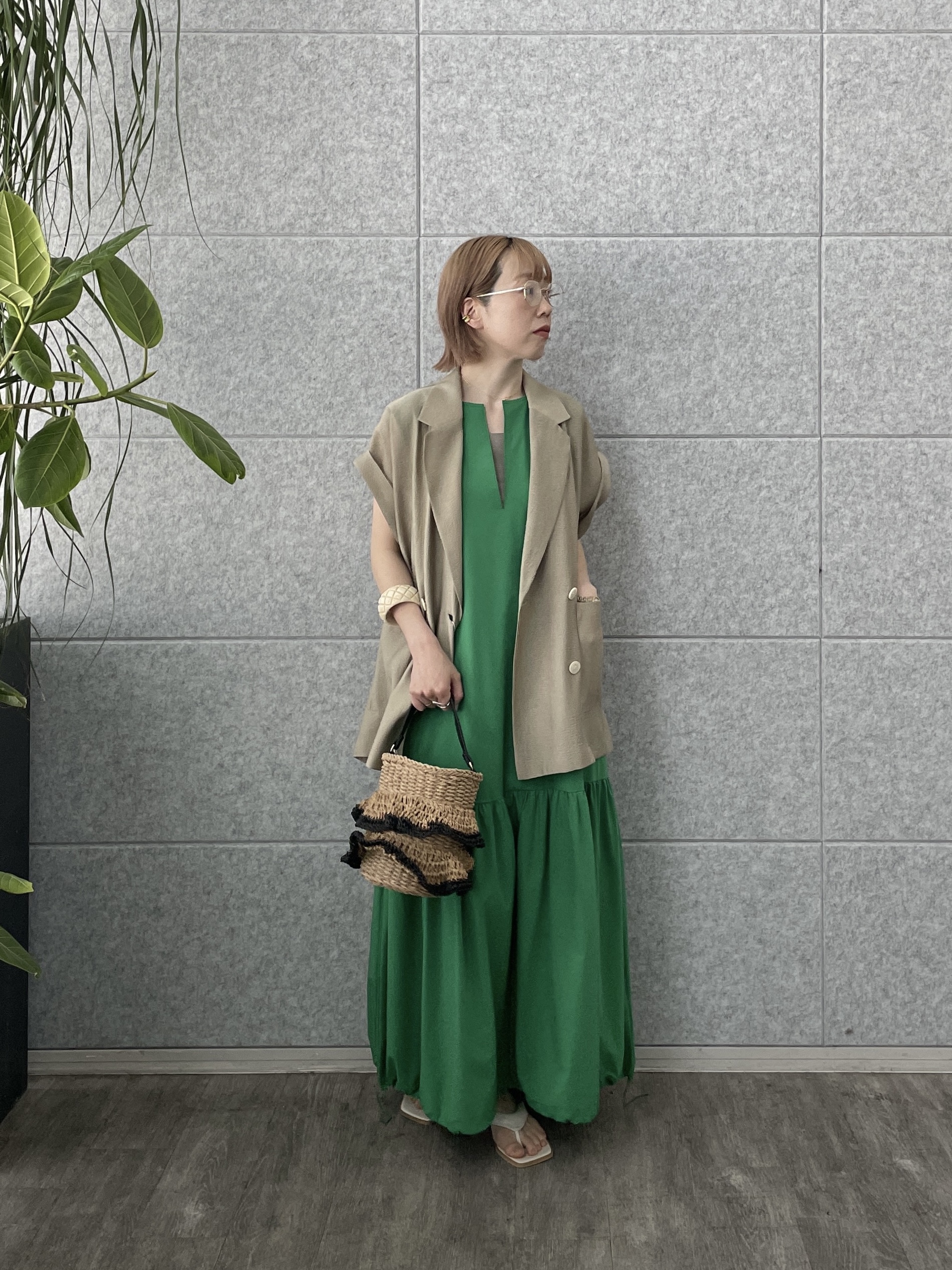 mikuさんの「INDIVI｜2WAYスキッパーワンピース【再入荷／接触冷感】」を使ったコーディネート