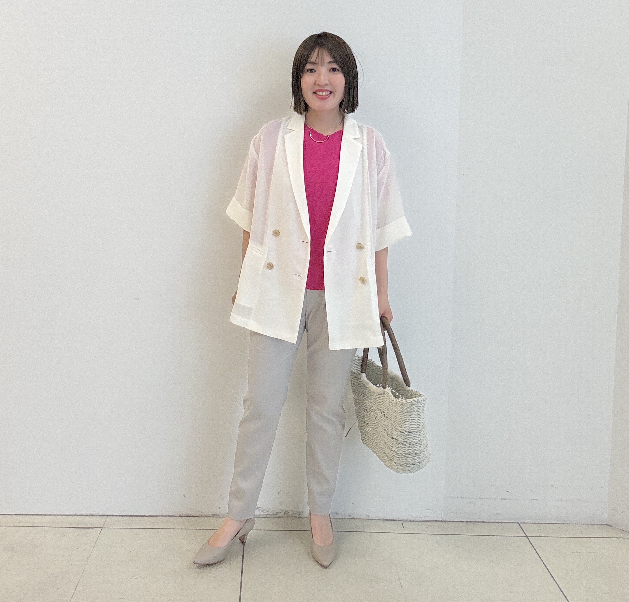 yoshiyaさんの「INDIVI｜【透かし編み】ペーパーヤーン バスケットバッグ」を使ったコーディネート