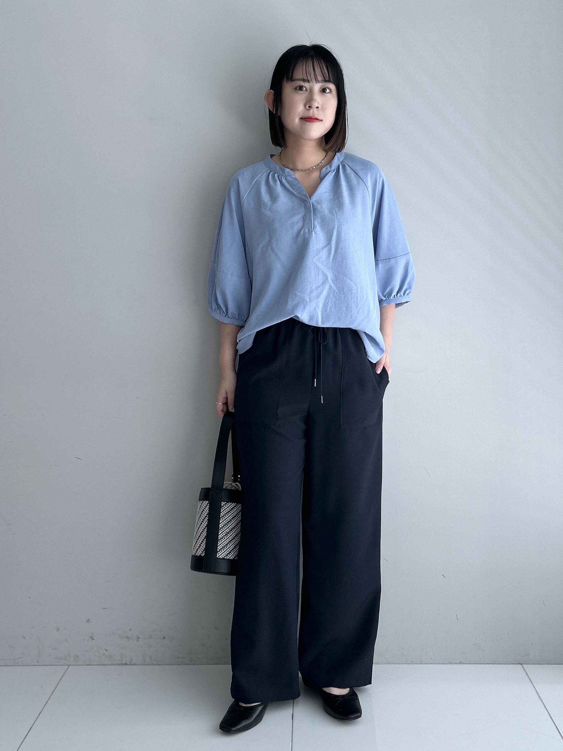 Hirokaさんの「Dessin｜【洗える】スキッパーライトブラウス」を使ったコーディネート