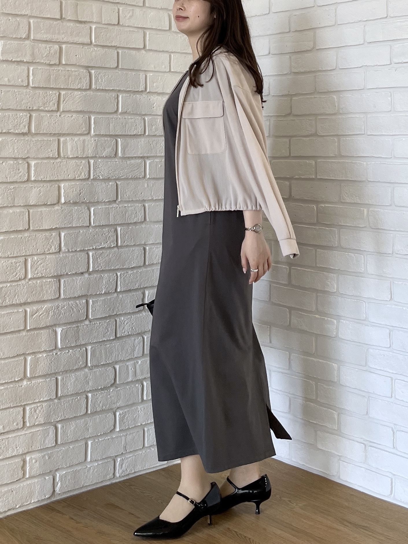 Saekoさんの「UNTITLED｜【接触冷感/UVカット/遮熱/抗菌防臭】ライトプレーティングワンピース」を使ったコーディネート