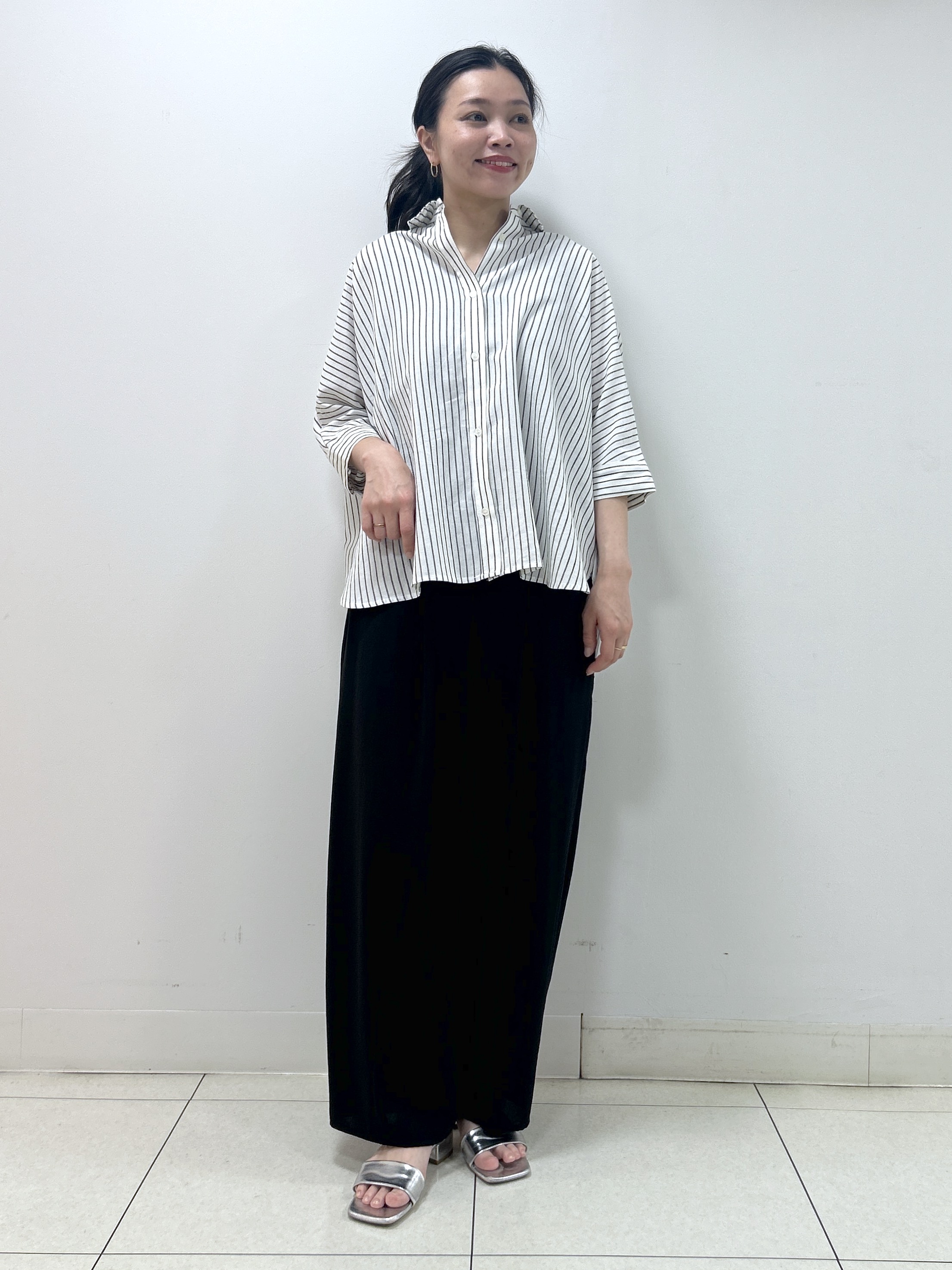 Kaiさんの「Dessin｜【セットアップ可/洗える】リネンブレンドドルマンシャツ」を使ったコーディネート
