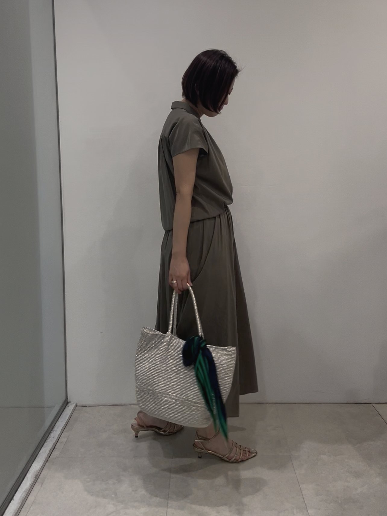 まどかさんの「UNTITLED｜【セットアップ可/軽量/清涼感】ローンギャザーブラウス」を使ったコーディネート