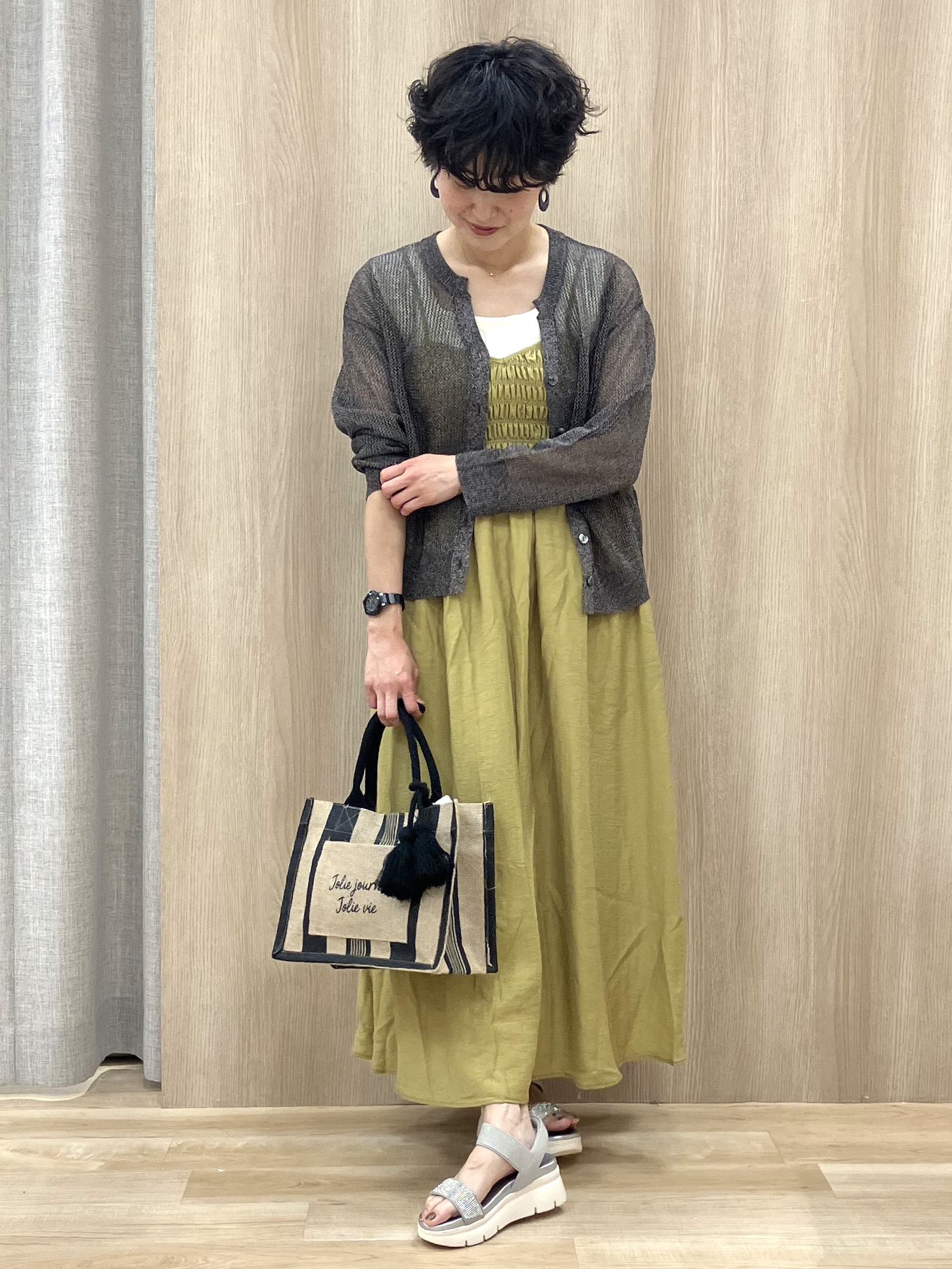 Keiさんの「grove｜【洗える】大人のシャーリングキャミワンピース」を使ったコーディネート