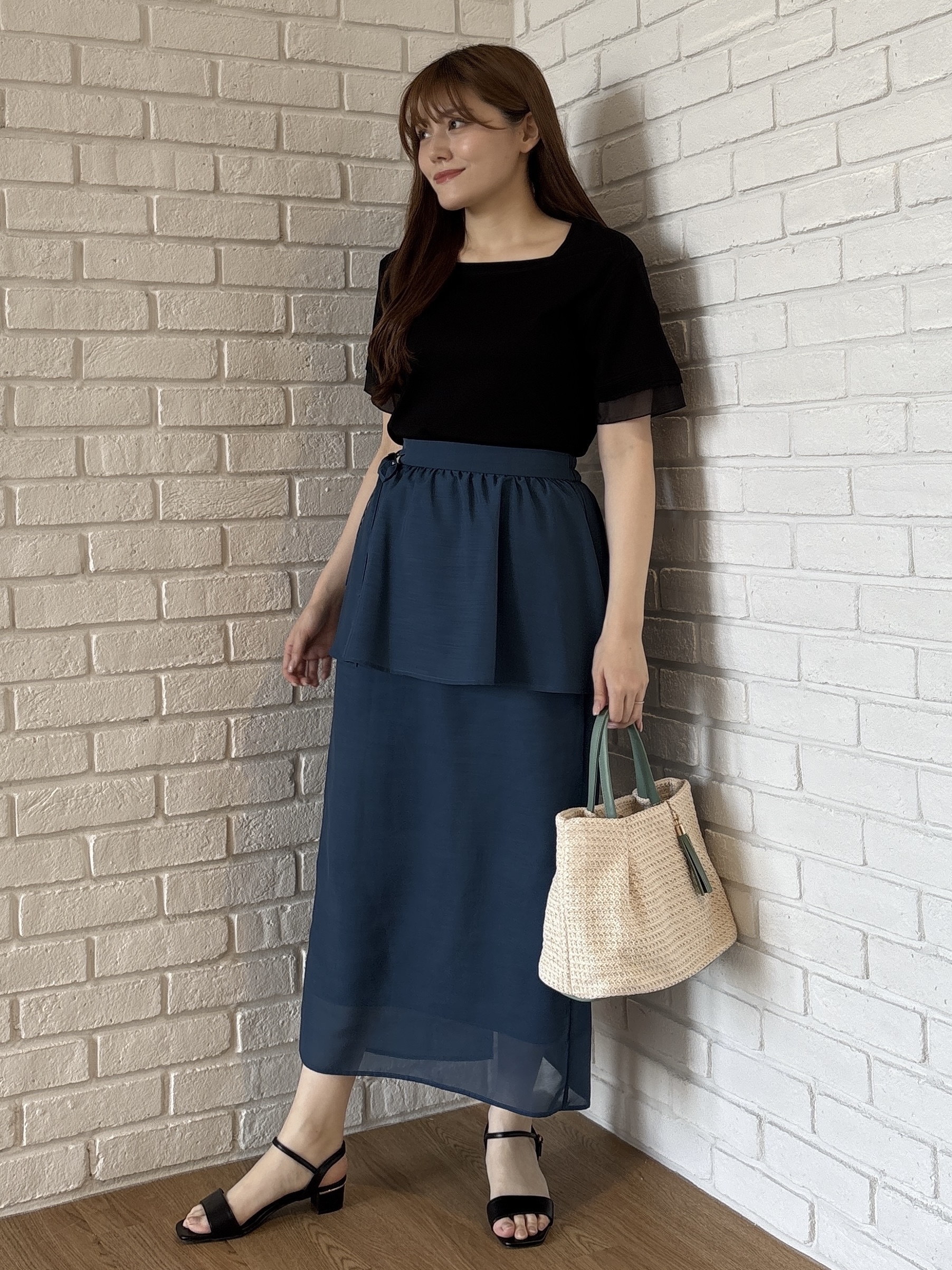 sayaさんの「grove｜【二の腕カバー/UVカット】袖口シアースクエアネックTシャツ」を使ったコーディネート