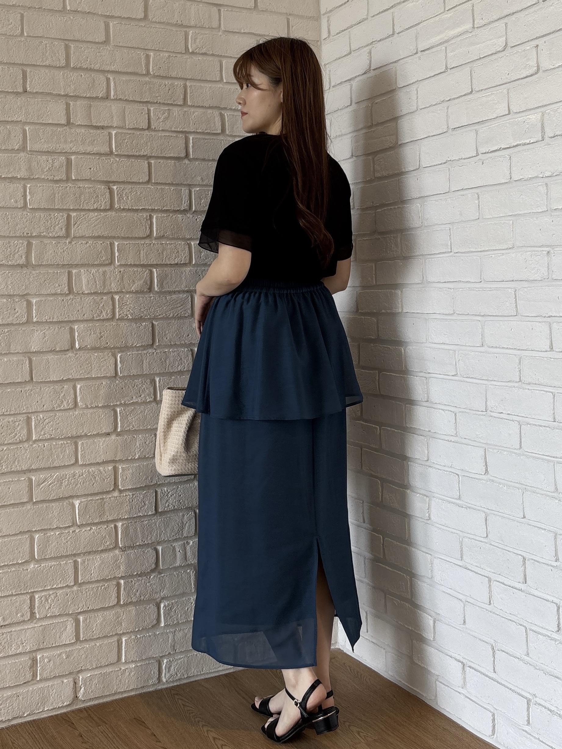 sayaさんの「grove｜【二の腕カバー/UVカット】袖口シアースクエアネックTシャツ」を使ったコーディネート