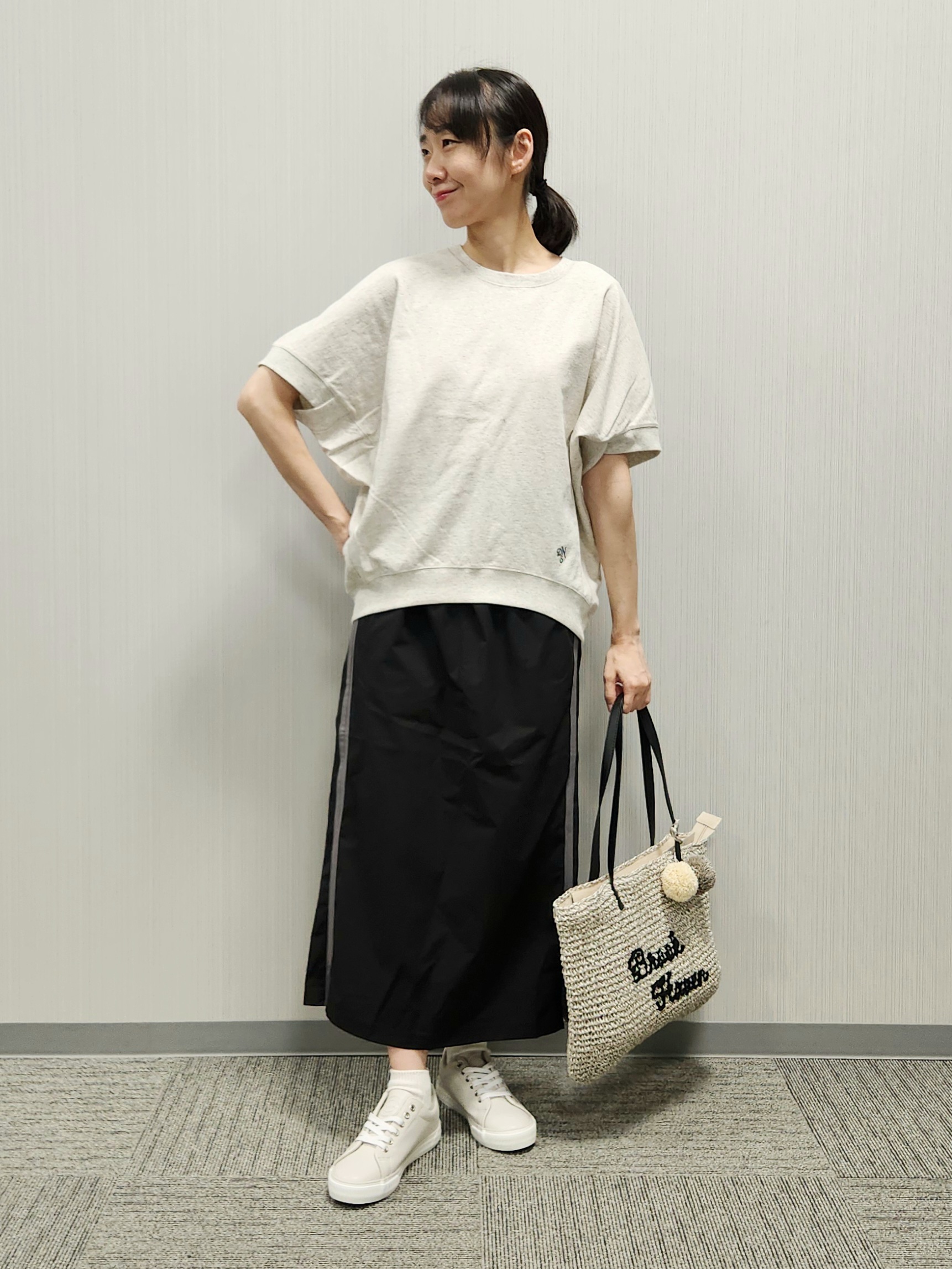 naraさんの「Dessin｜【洗える】ミニ裏毛ドルマンスリーブプルオーバー」を使ったコーディネート