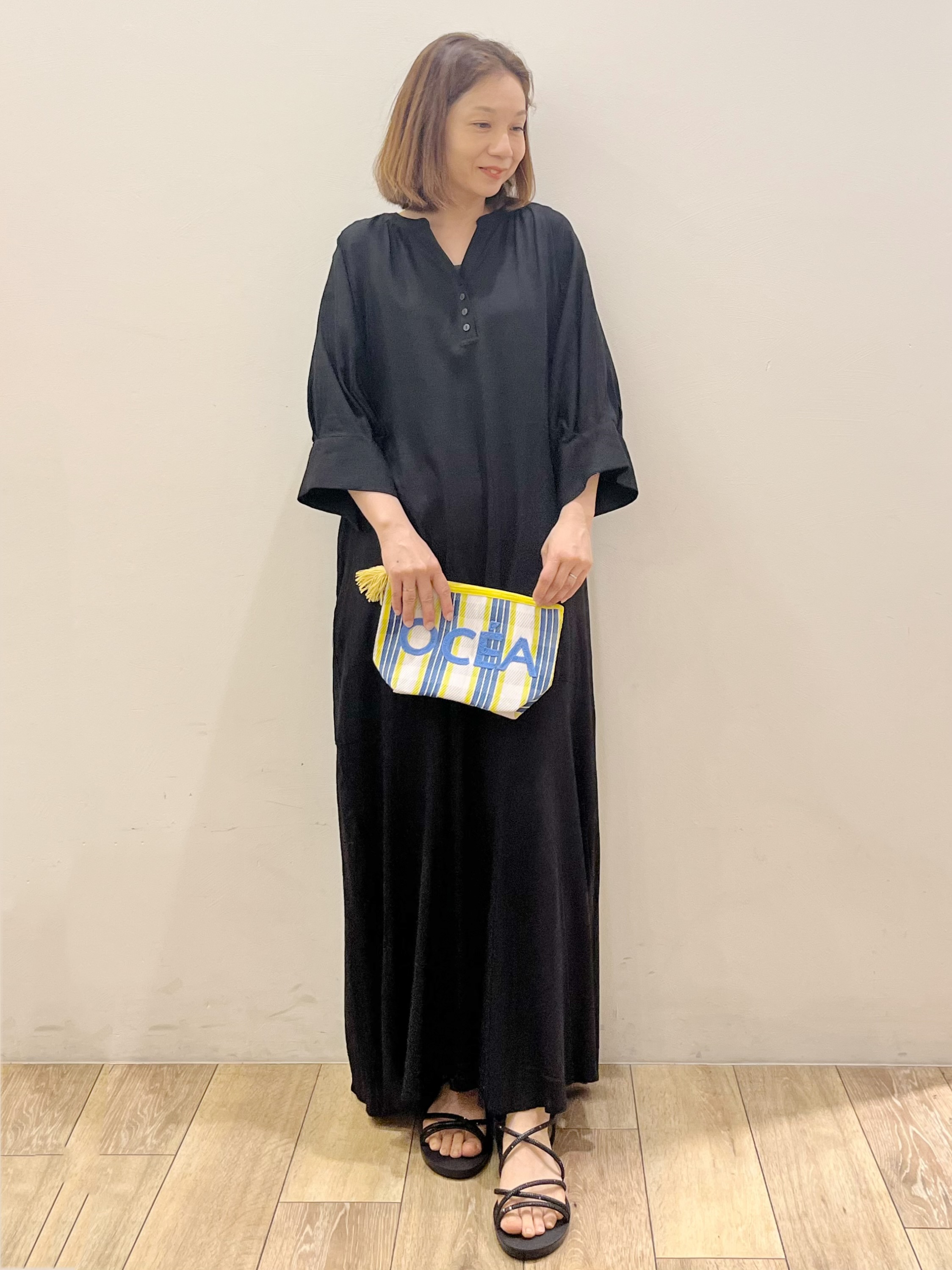 kcさんの「OPAQUE.CLIP｜キーネックロングワンピース【洗える】」を使ったコーディネート