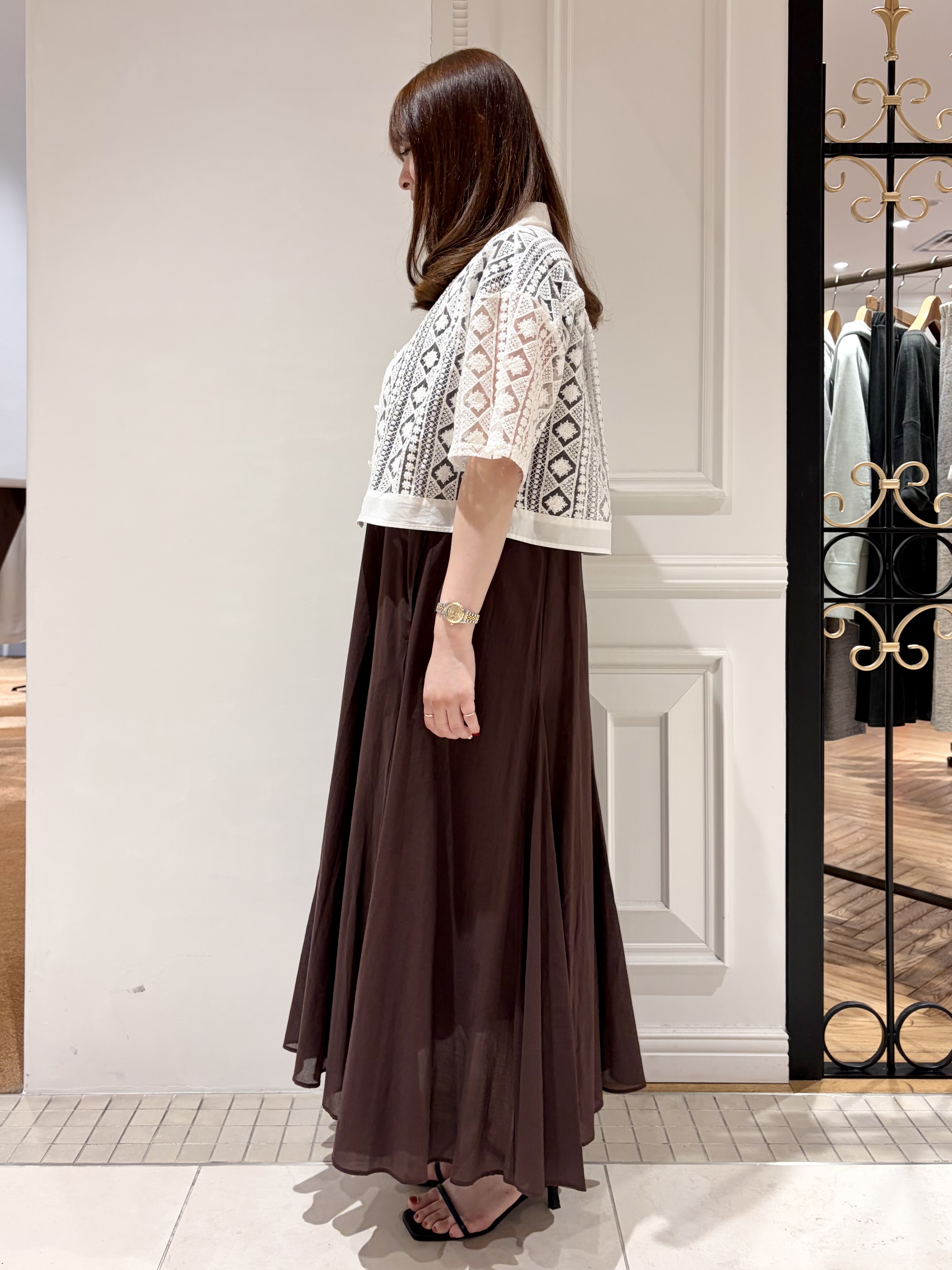minowaさんの「DRESSTERIOR｜【きれいめ/ウォッシャブル】コットンローンフレンチスリーブワンピ」を使ったコーディネート