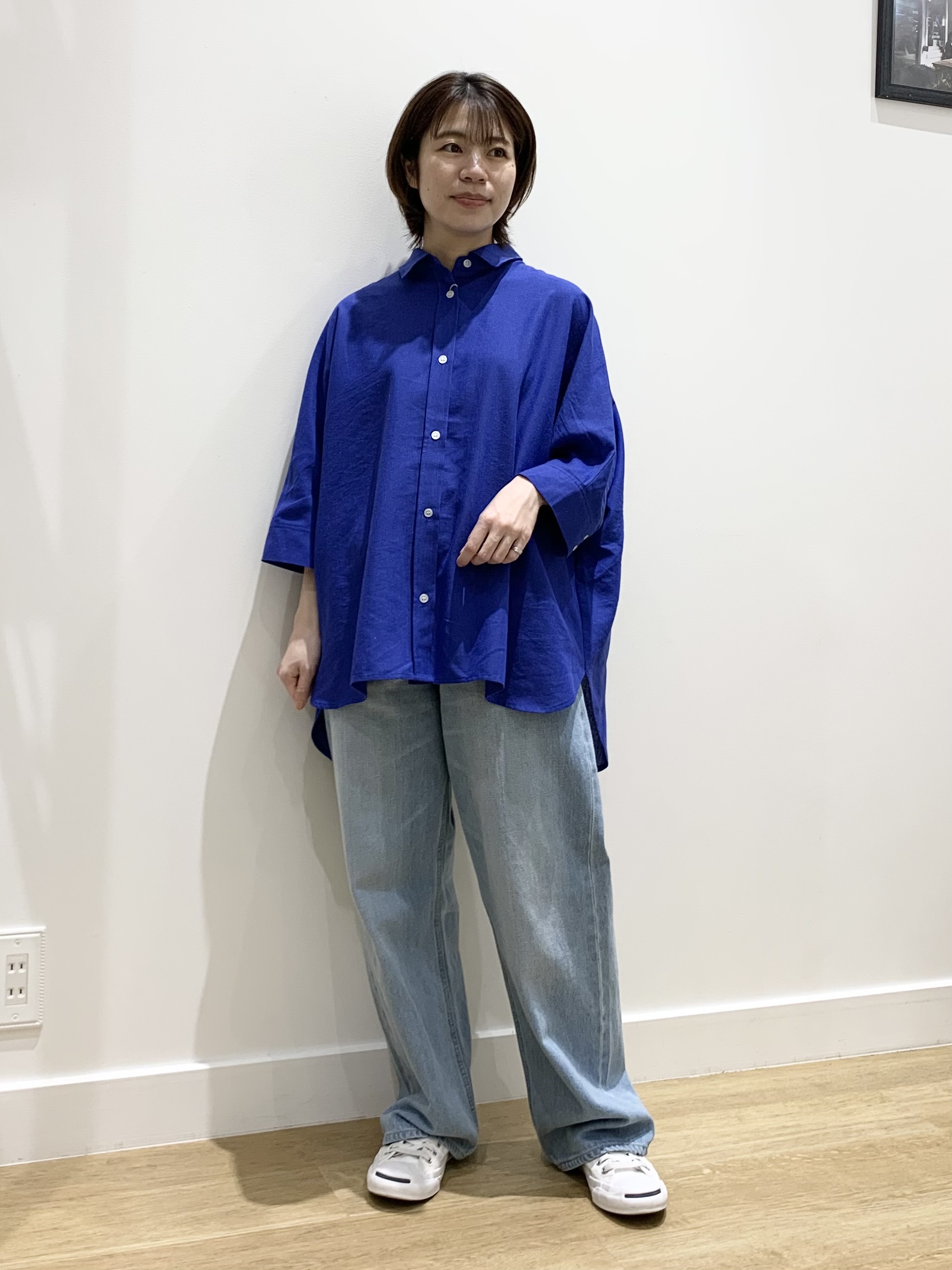 IMARIさんの「Dessin｜【セットアップ可/洗える】リネンブレンドドルマンシャツ」を使ったコーディネート