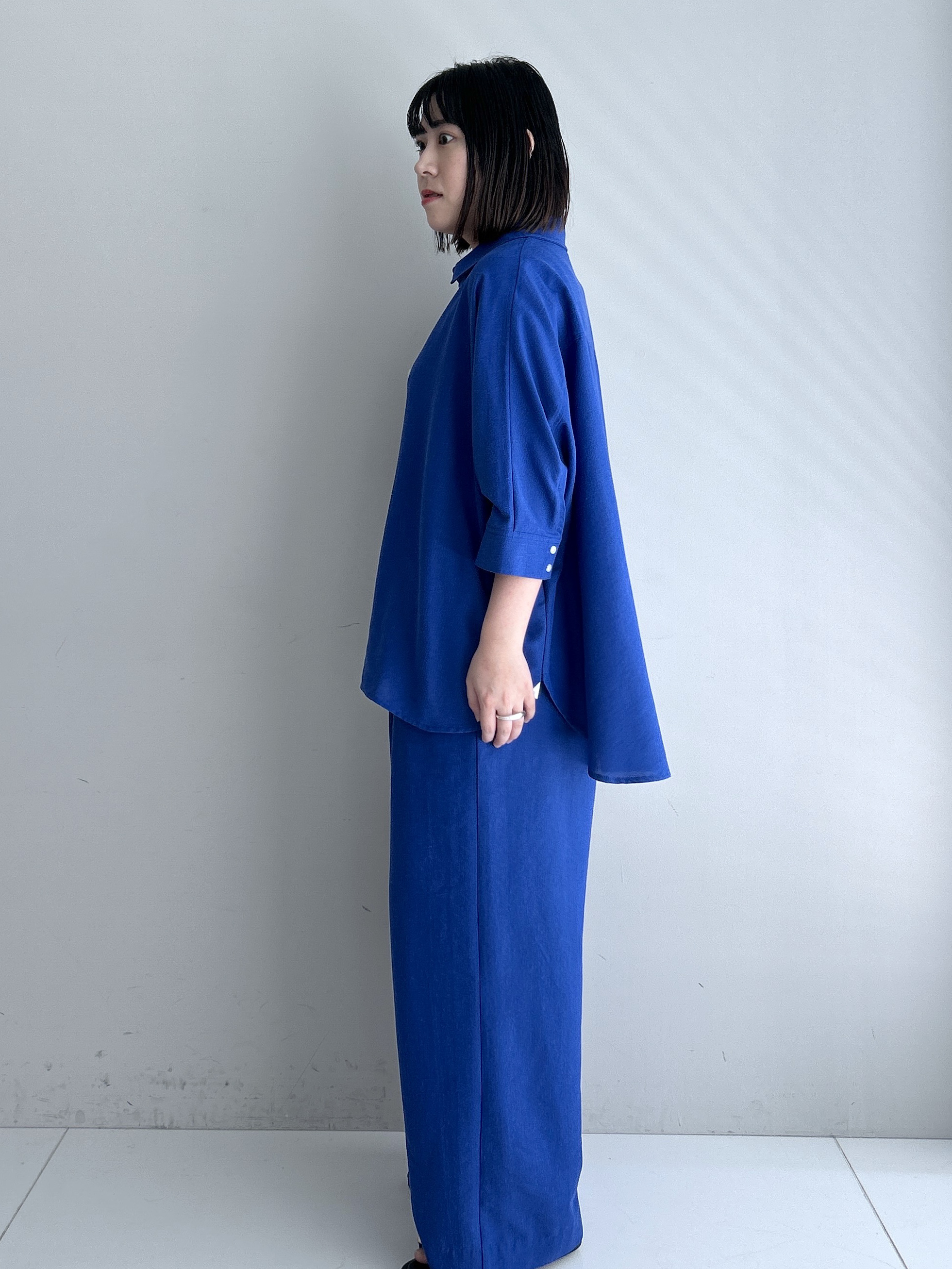 Hirokaさんの「Dessin｜【セットアップ可/洗える】リネンブレンドドルマンシャツ」を使ったコーディネート