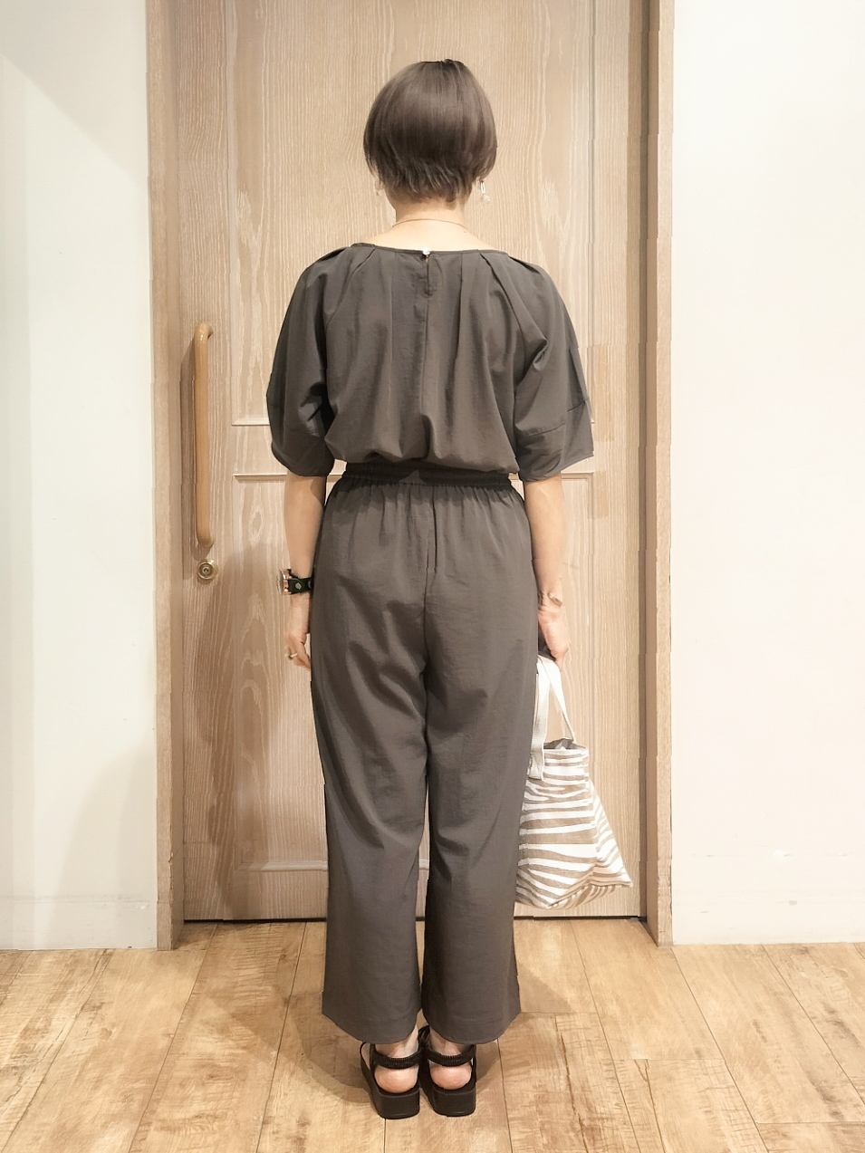 YUKIさんの「SHOO･LA･RUE｜【S-LL/洗濯機可/セットアップ可】軽凛(かろりん) タックブラウス」を使ったコーディネート