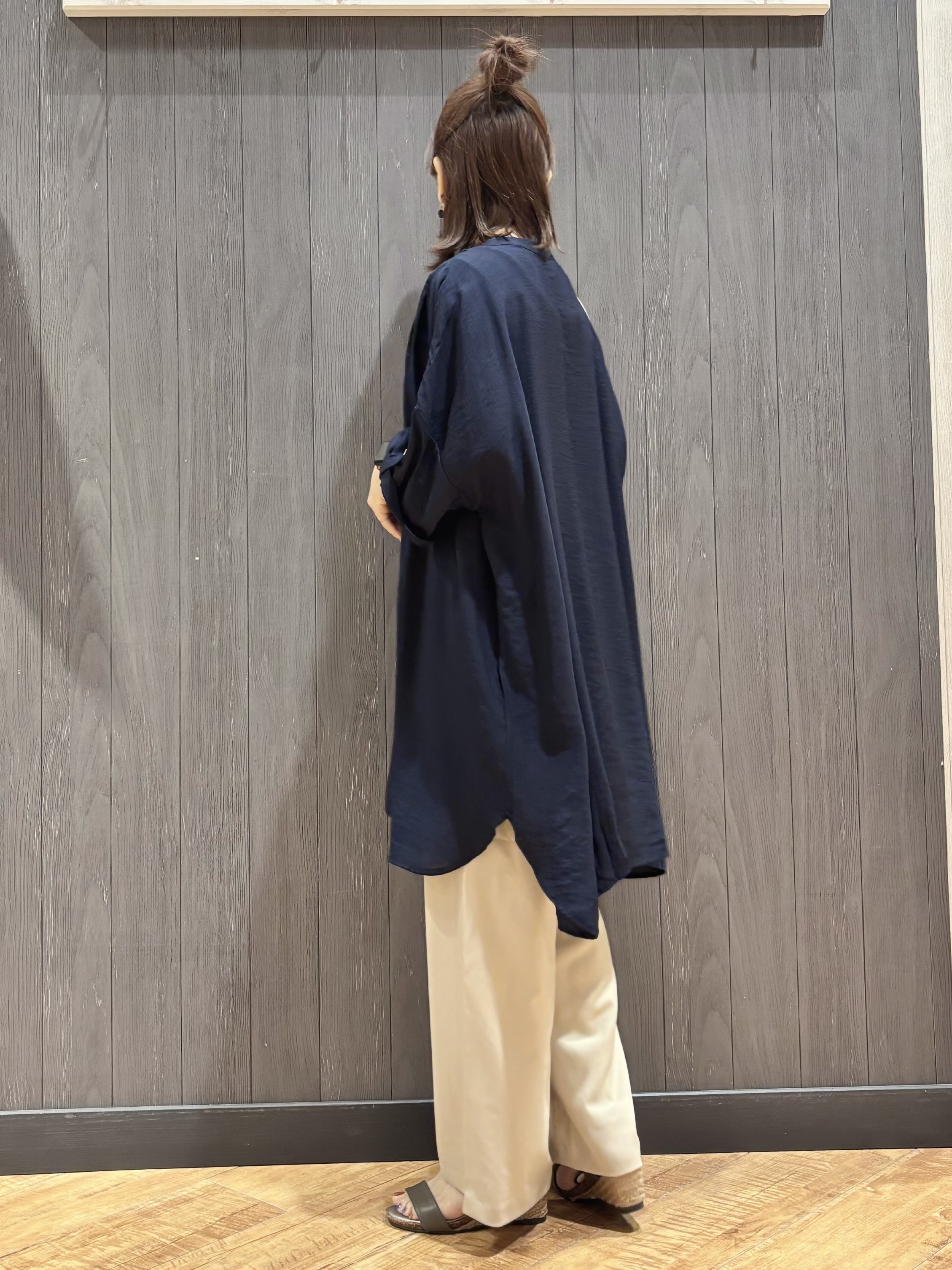 meiさんの「SHOO･LA･RUE｜【S-LL/洗濯機可】気になる体型すっぽり隠す スキッパードルマンチュニック」を使ったコーディネート