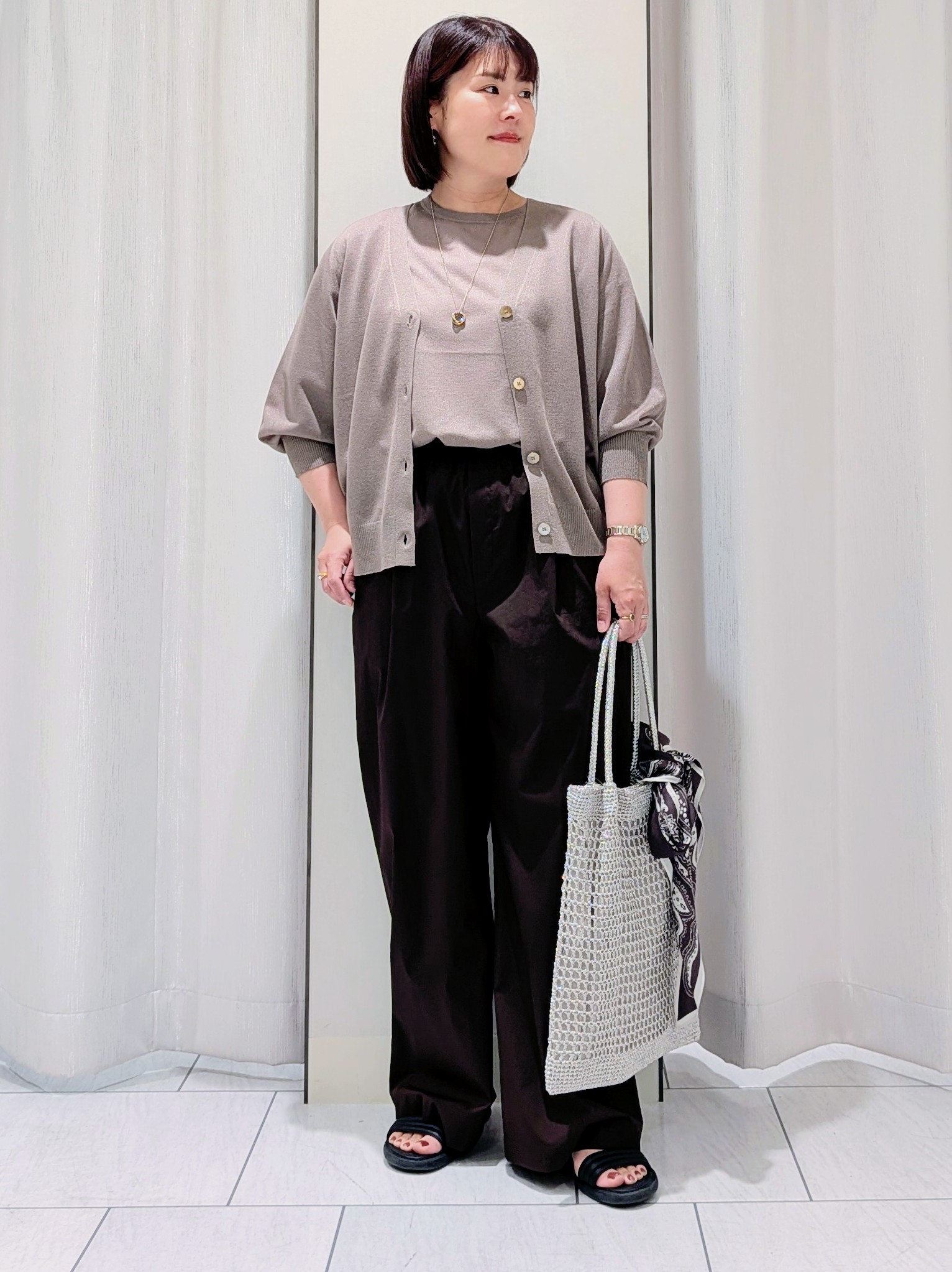 Onumaさんの「UNTITLED｜【アンサンブル可/シアー】リネンエステルカーディガン」を使ったコーディネート