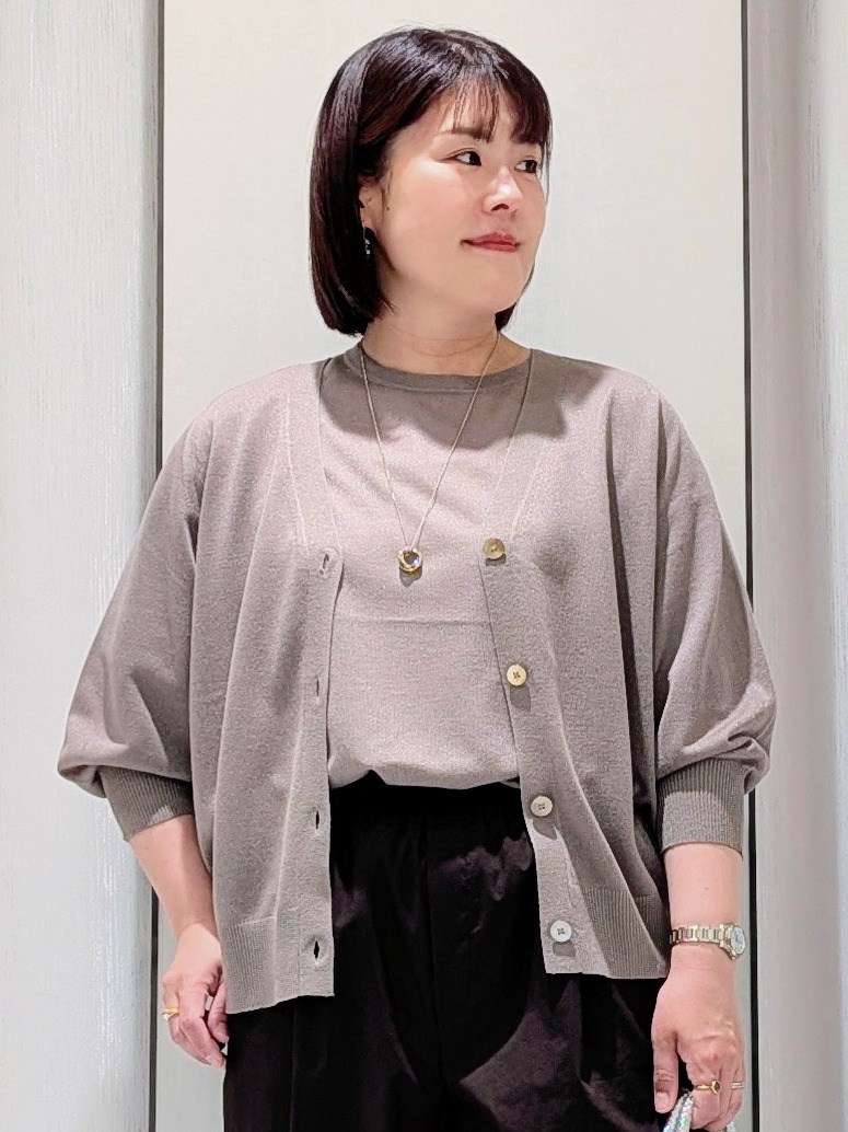 Onumaさんの「UNTITLED｜【アンサンブル可/シアー】リネンエステルカーディガン」を使ったコーディネート