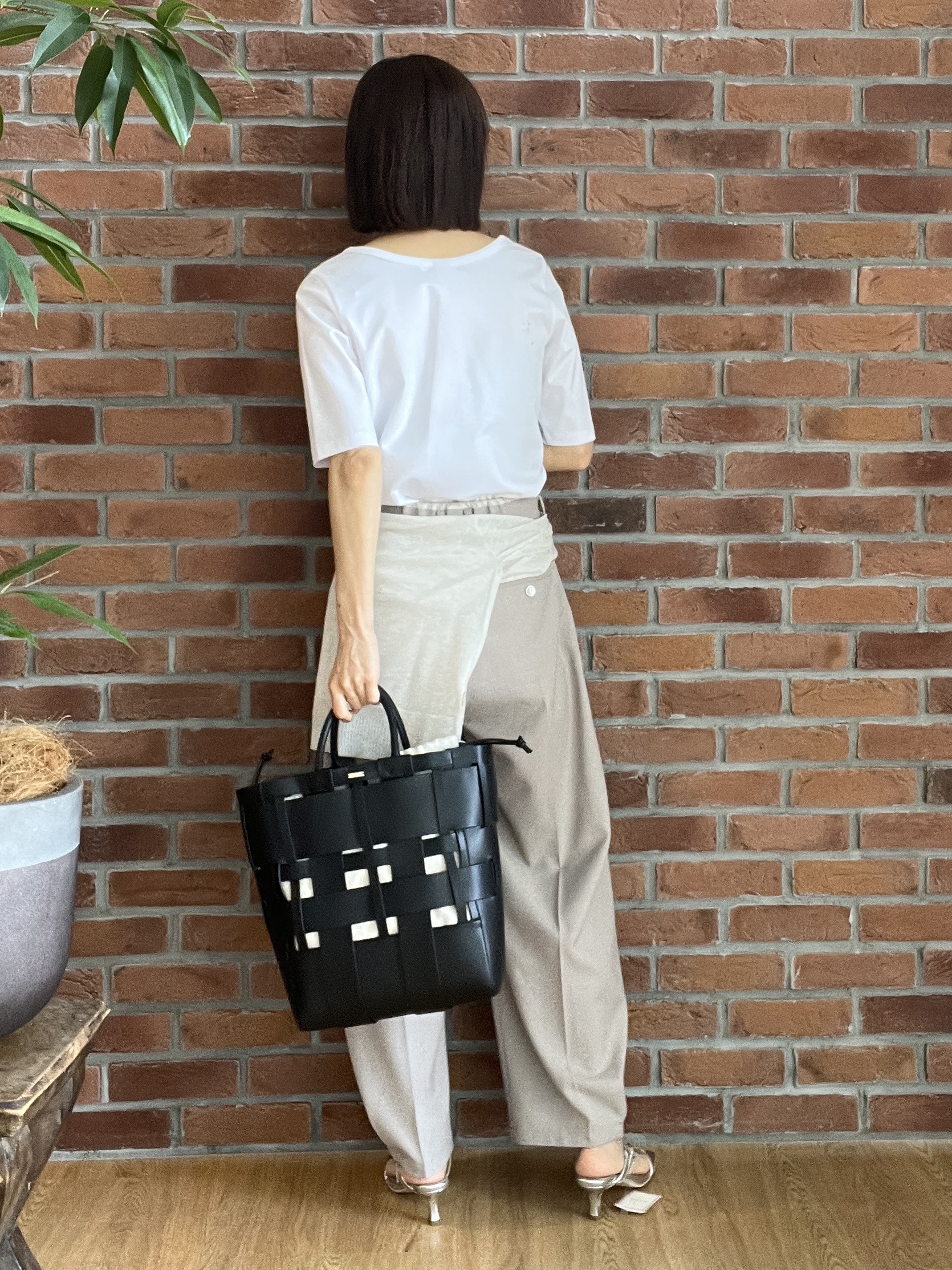 misaさんの「DRESSTERIOR｜【接触冷感/ウォッシャブル/otonaMUSE5月号掲載】カービーカーゴパンツ」を使ったコーディネート
