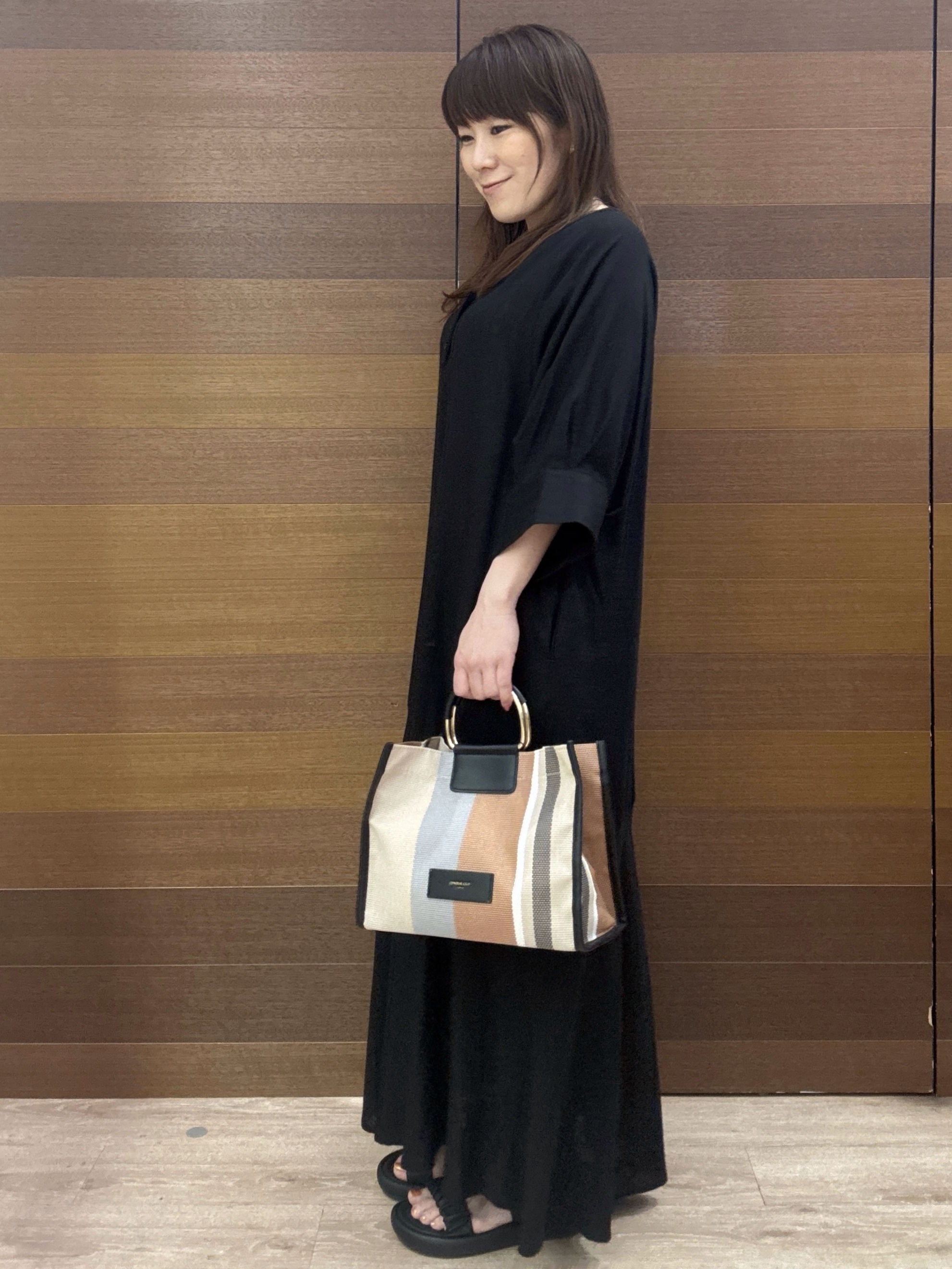 maichiさんの「OPAQUE.CLIP｜キーネックロングワンピース【洗える】」を使ったコーディネート