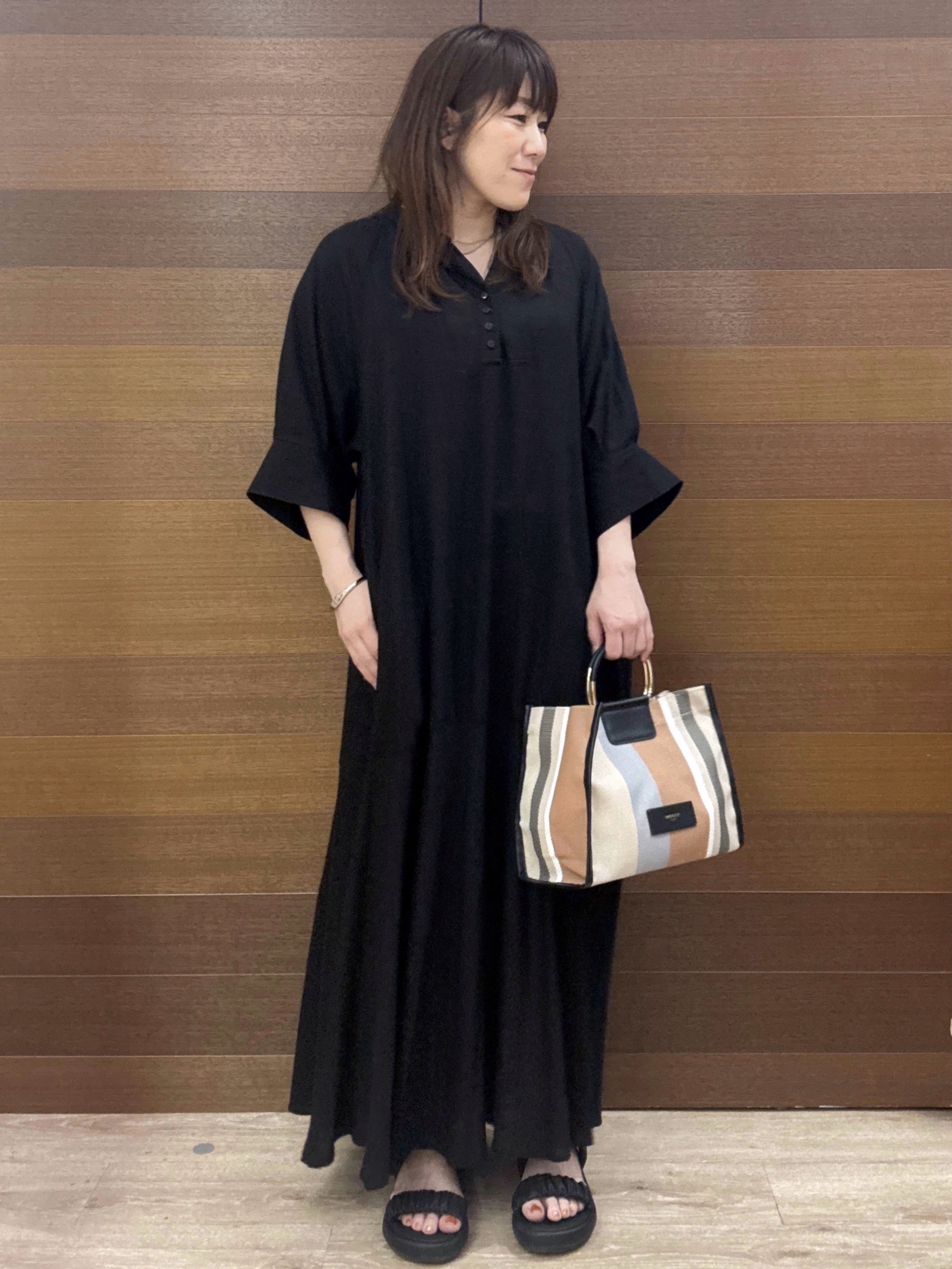 maichiさんの「OPAQUE.CLIP｜キーネックロングワンピース【洗える】」を使ったコーディネート