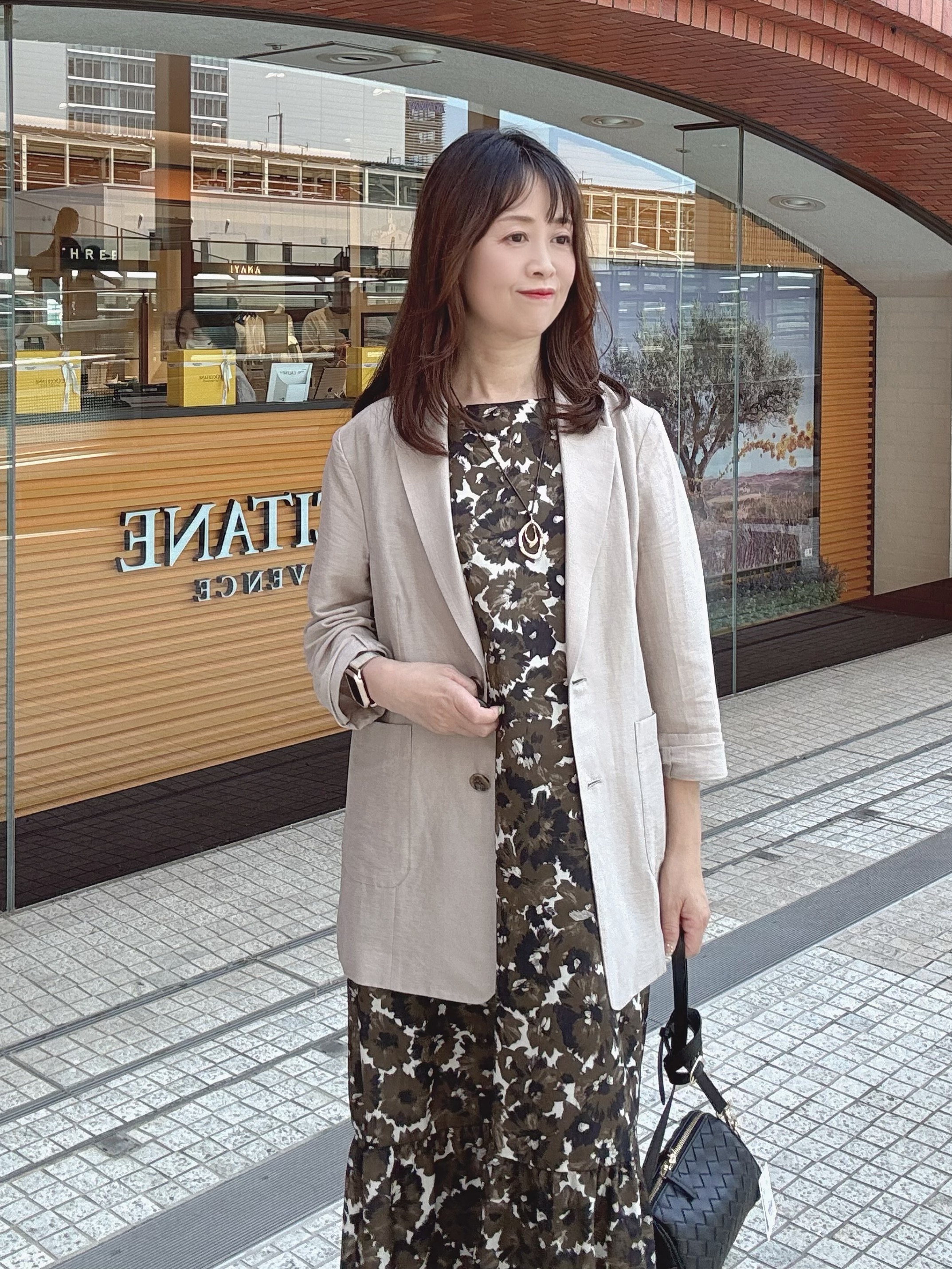 makiさんの「UNTITLED｜◆【程よいシアー感/洗える】エアリーバイオジャケット」を使ったコーディネート