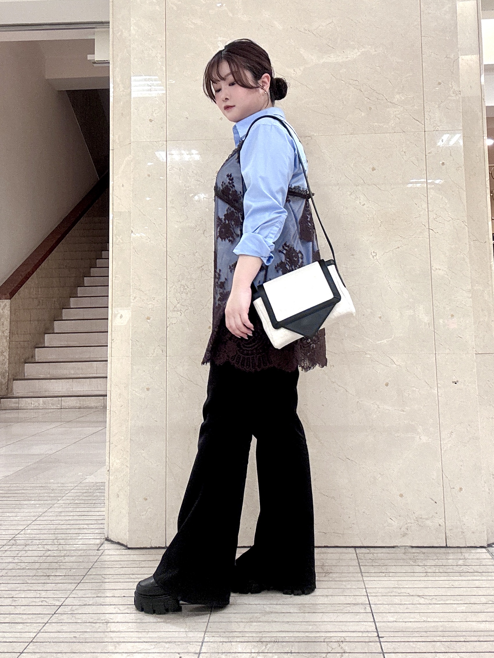 mさんの「HIROKO HAYASHI｜TRIS（トリス）ショルダーバッグS」を使ったコーディネート
