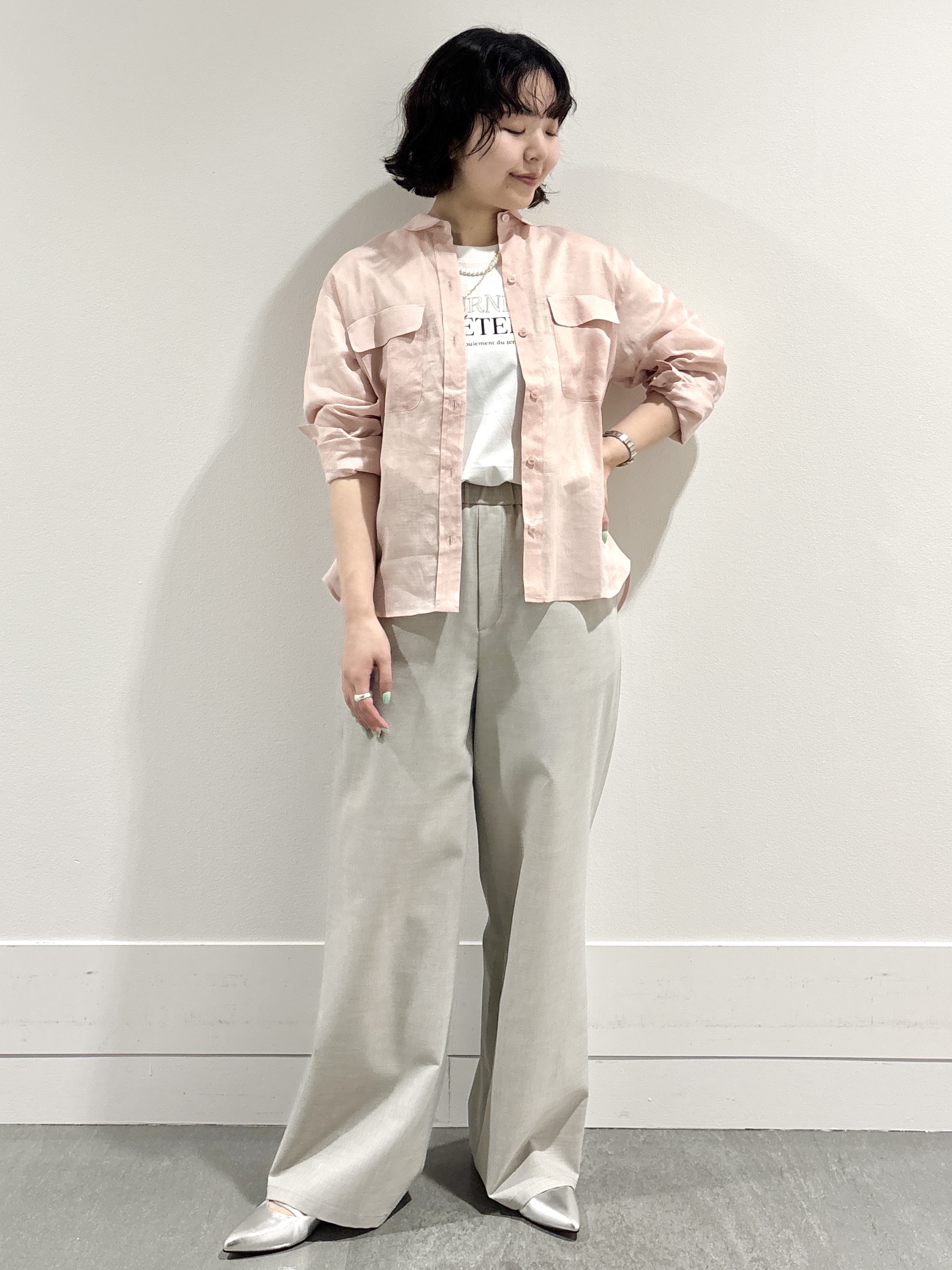 モエカさんの「UNTITLED｜【接触冷感】ドライタッチシャツ」を使ったコーディネート