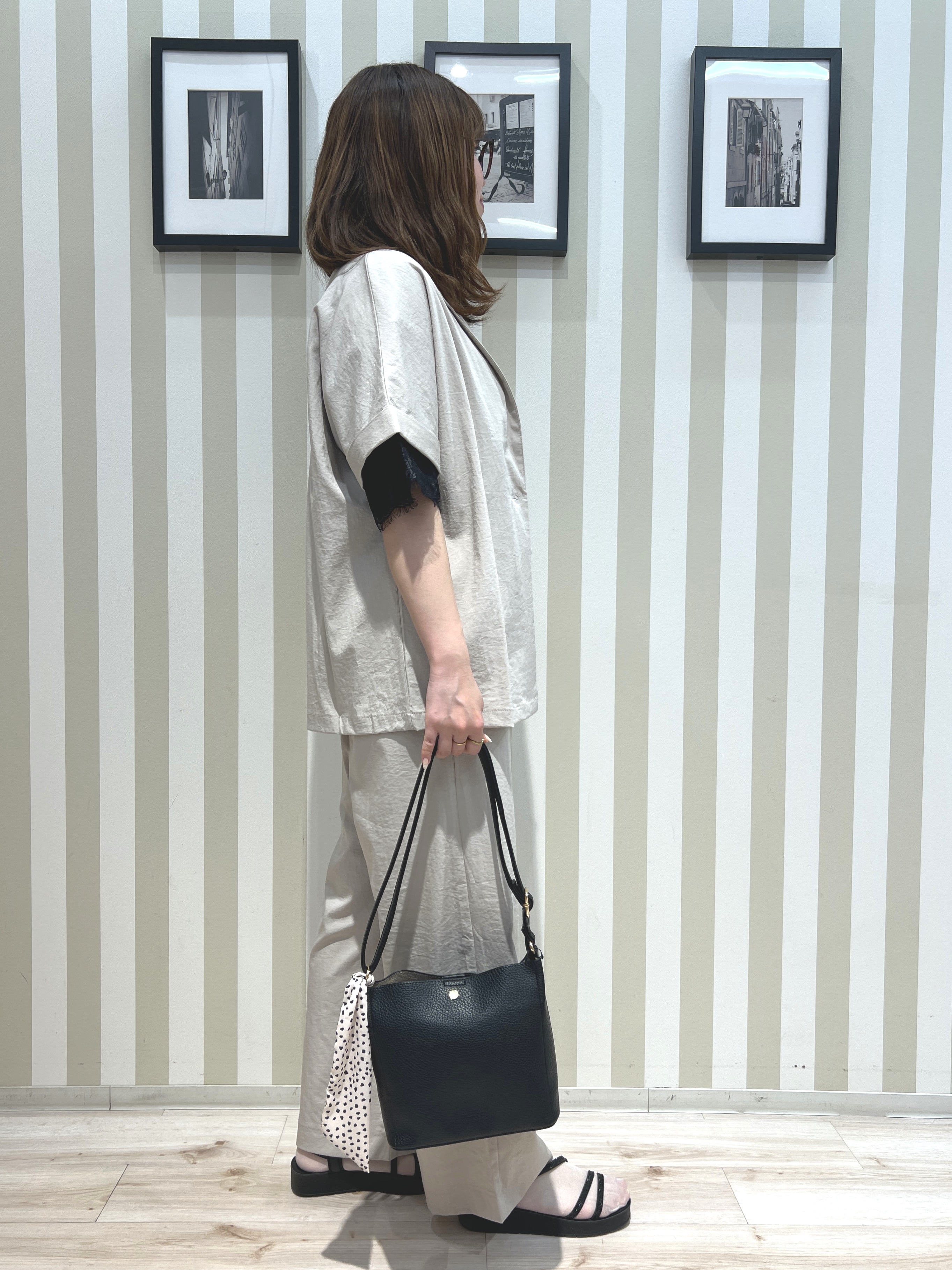 manaさんの「SHOO･LA･RUE｜【高レビュー/洗濯機可/セットアップ可】軽凛(かろりん) 半袖ジャケット」を使ったコーディネート