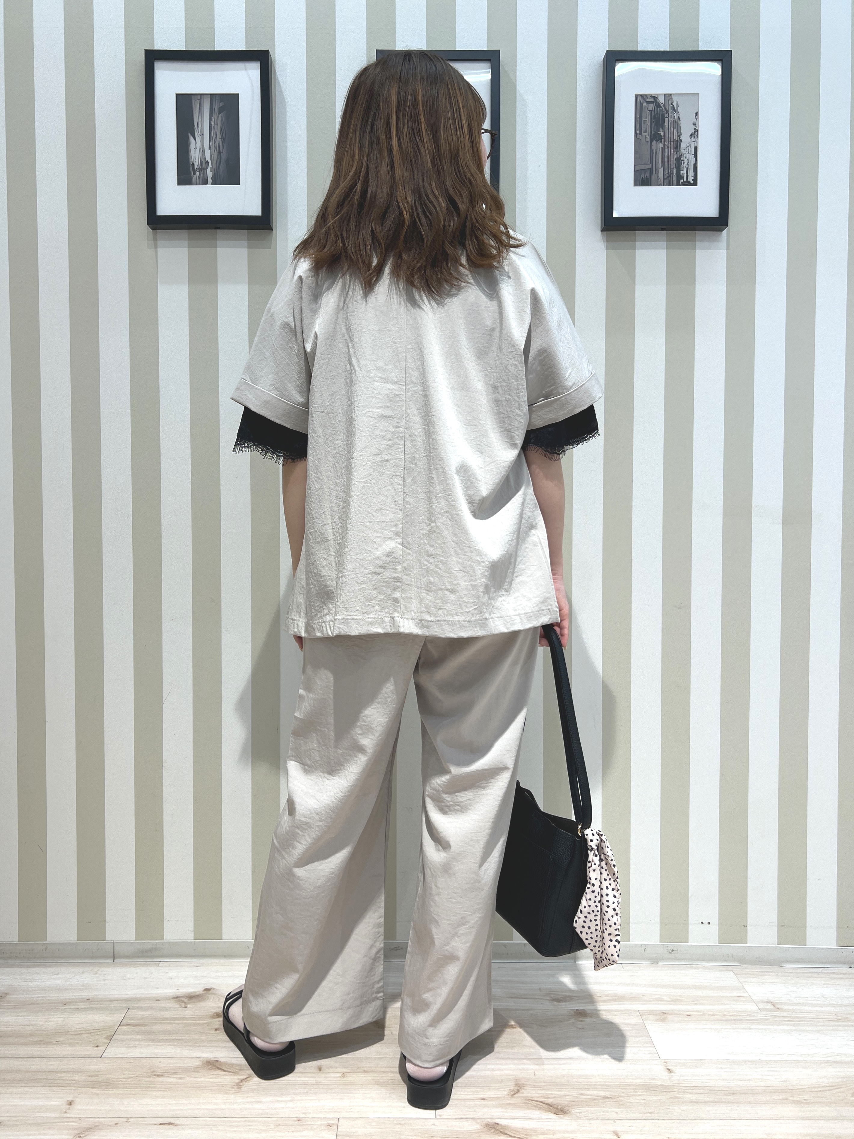 manaさんの「SHOO･LA･RUE｜【高レビュー/洗濯機可/セットアップ可】軽凛(かろりん) 半袖ジャケット」を使ったコーディネート