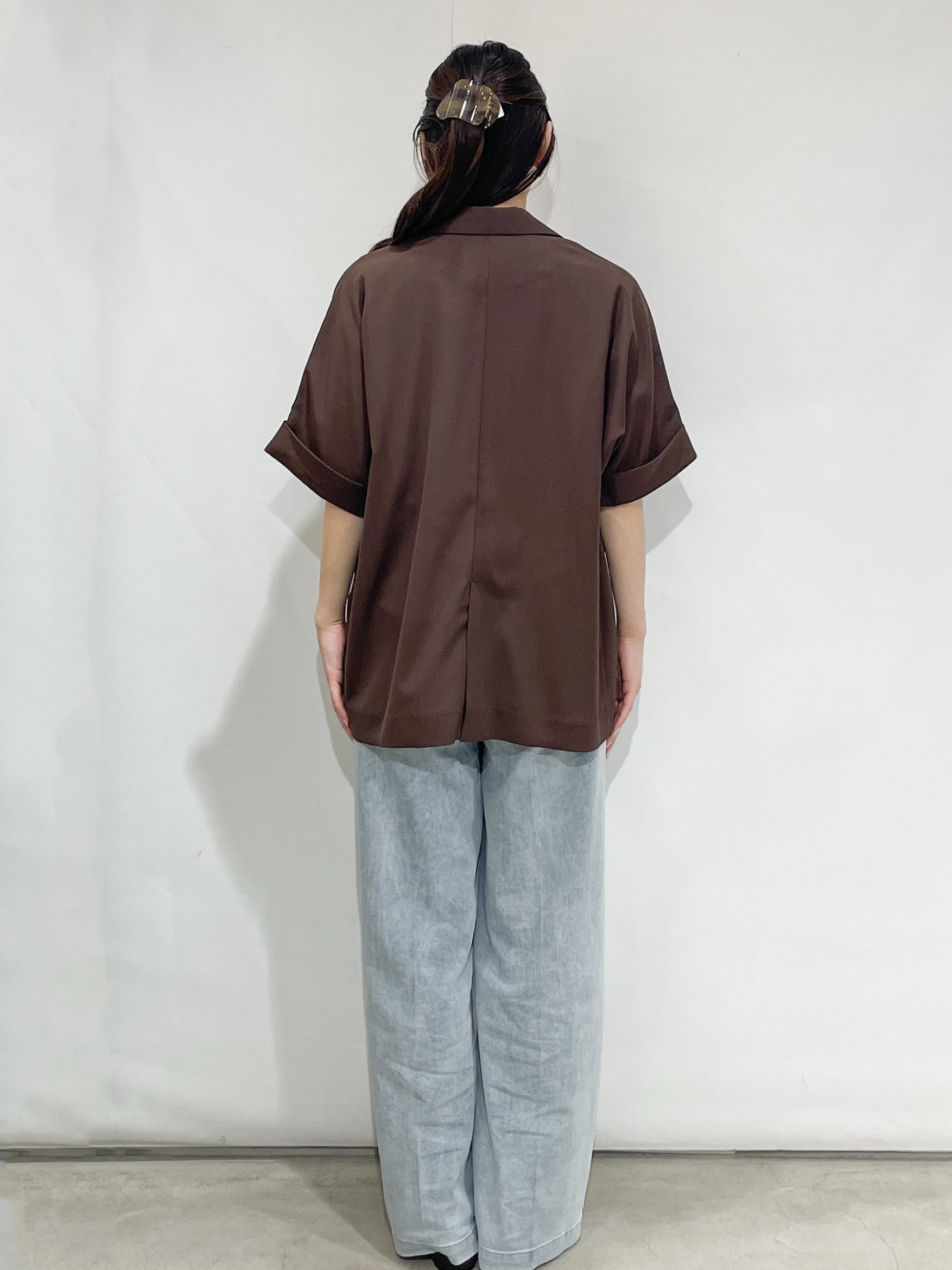 sayaさんの「OPAQUE.CLIP｜ロゴプリント刺繍アソートTシャツ【洗濯機OK】」を使ったコーディネート