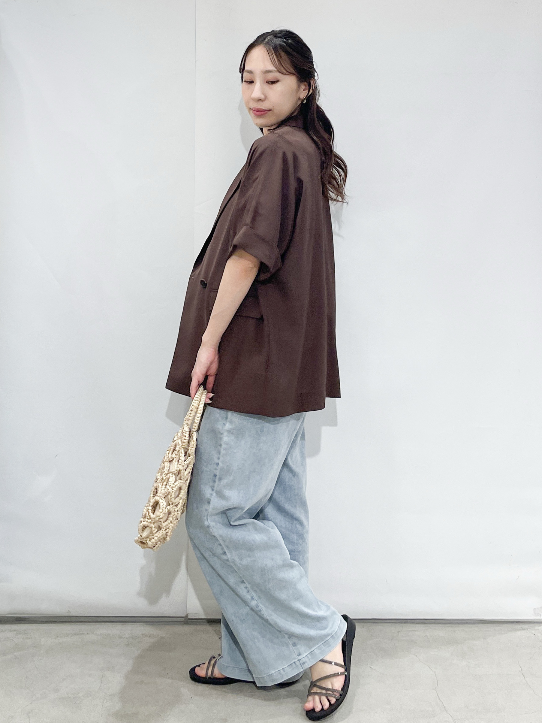 sayaさんの「OPAQUE.CLIP｜ロゴプリント刺繍アソートTシャツ【洗濯機OK】」を使ったコーディネート