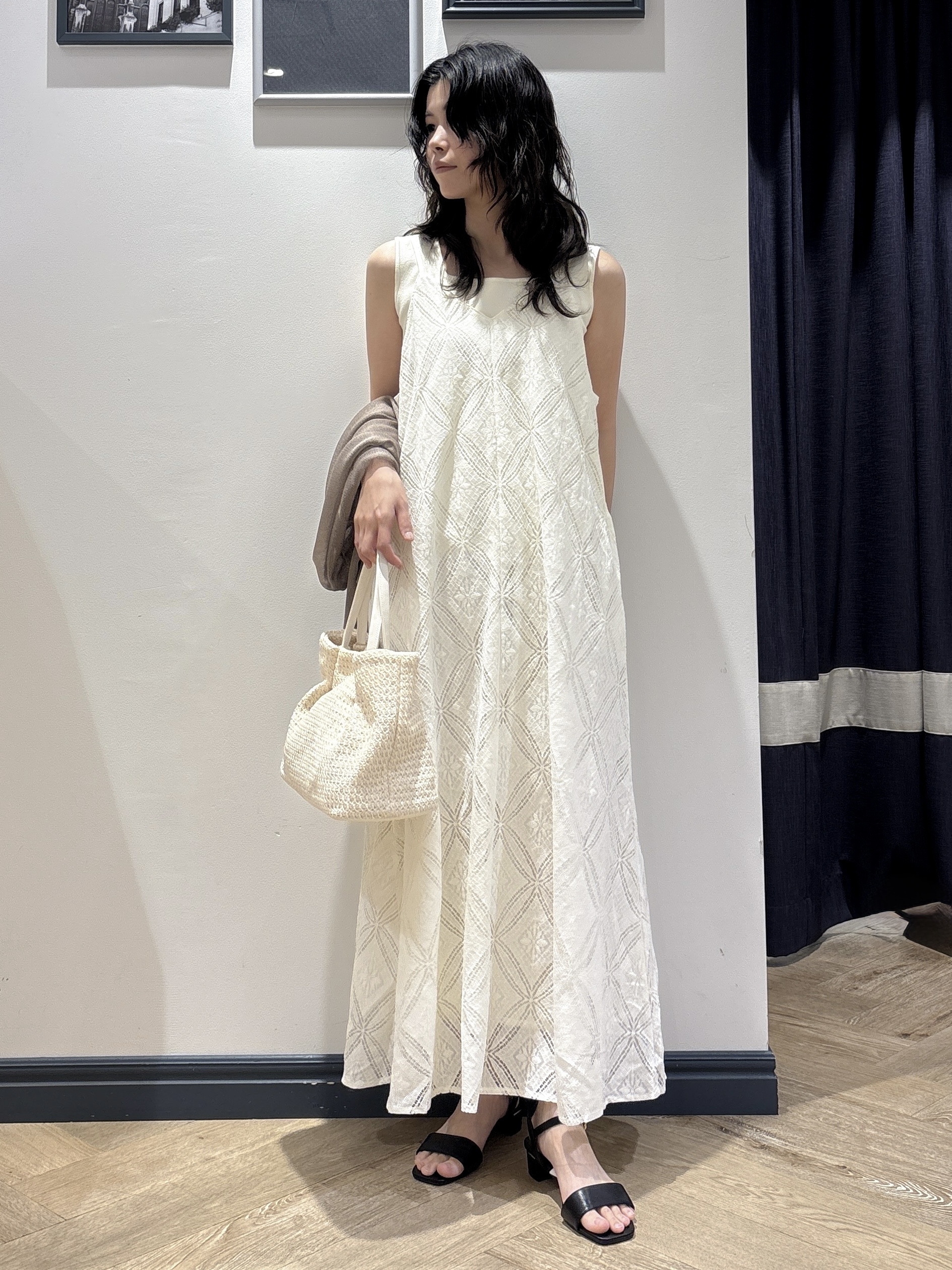 ayakaさんの「grove｜高評価！【洗える/名品】大人の透け感、シアーカーディガン」を使ったコーディネート