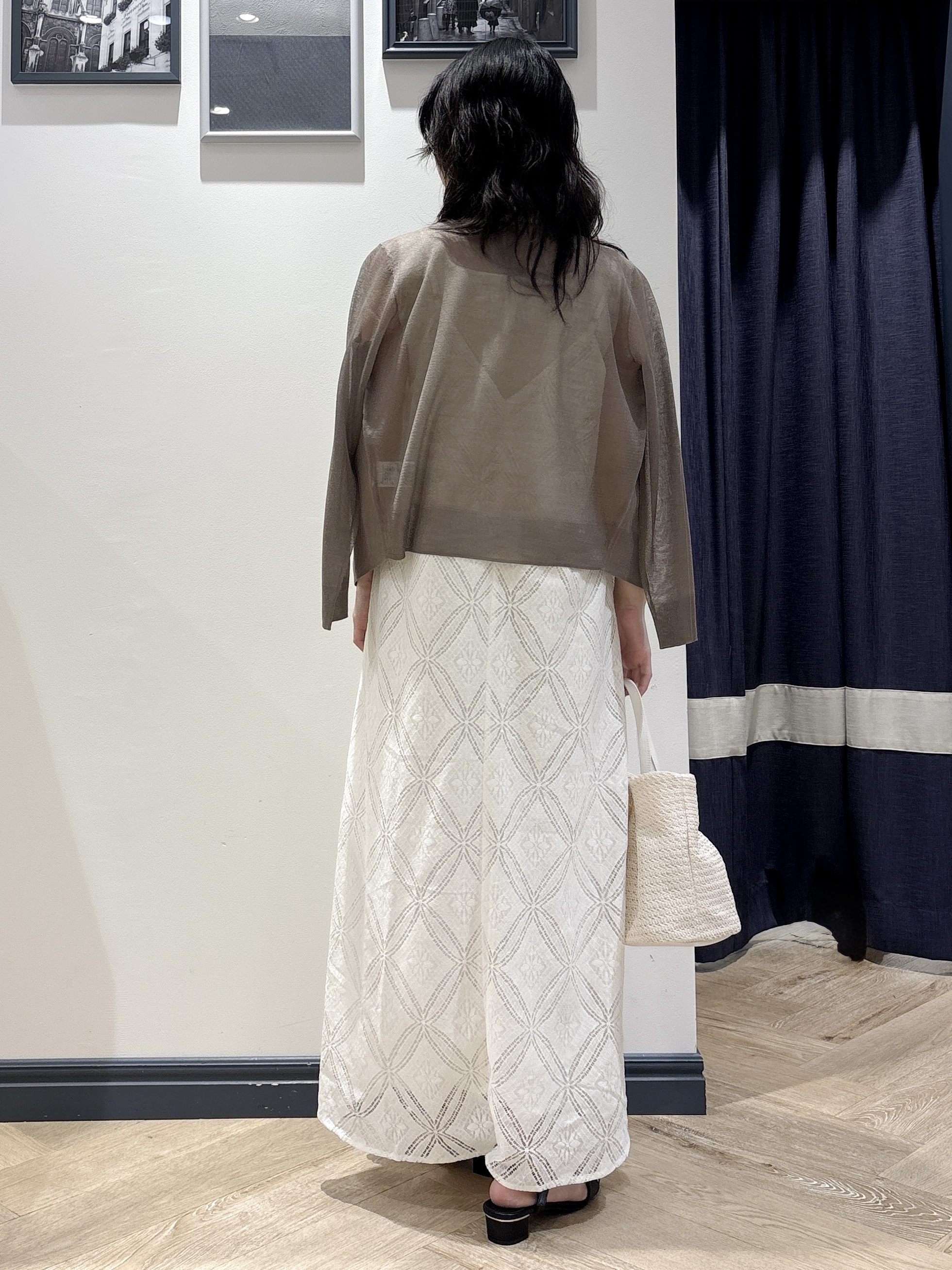 ayakaさんの「grove｜高評価！【洗える/名品】大人の透け感、シアーカーディガン」を使ったコーディネート