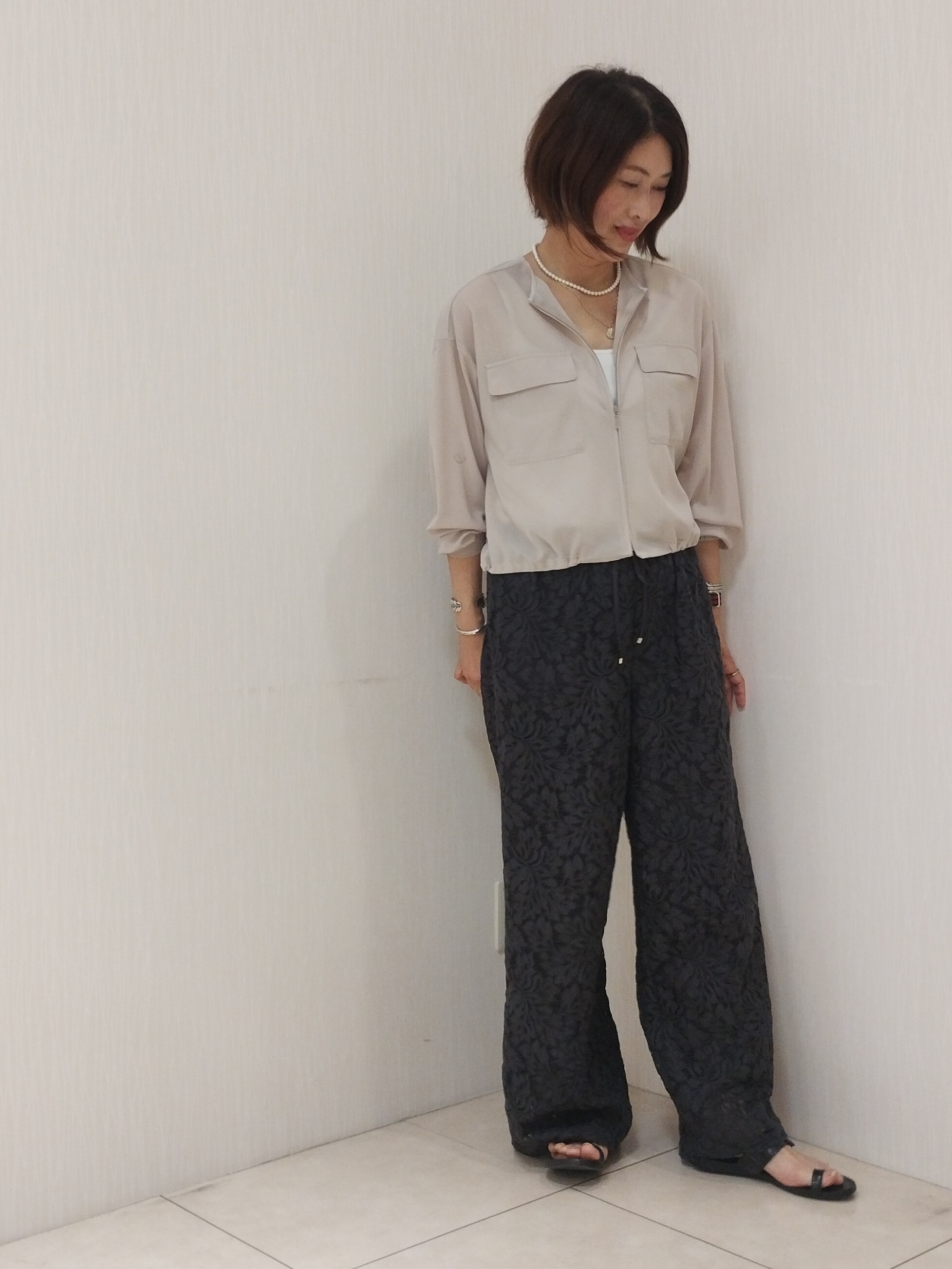 u&minus;macoさんの「UNTITLED｜◆【洗える】シアーブルゾン」を使ったコーディネート