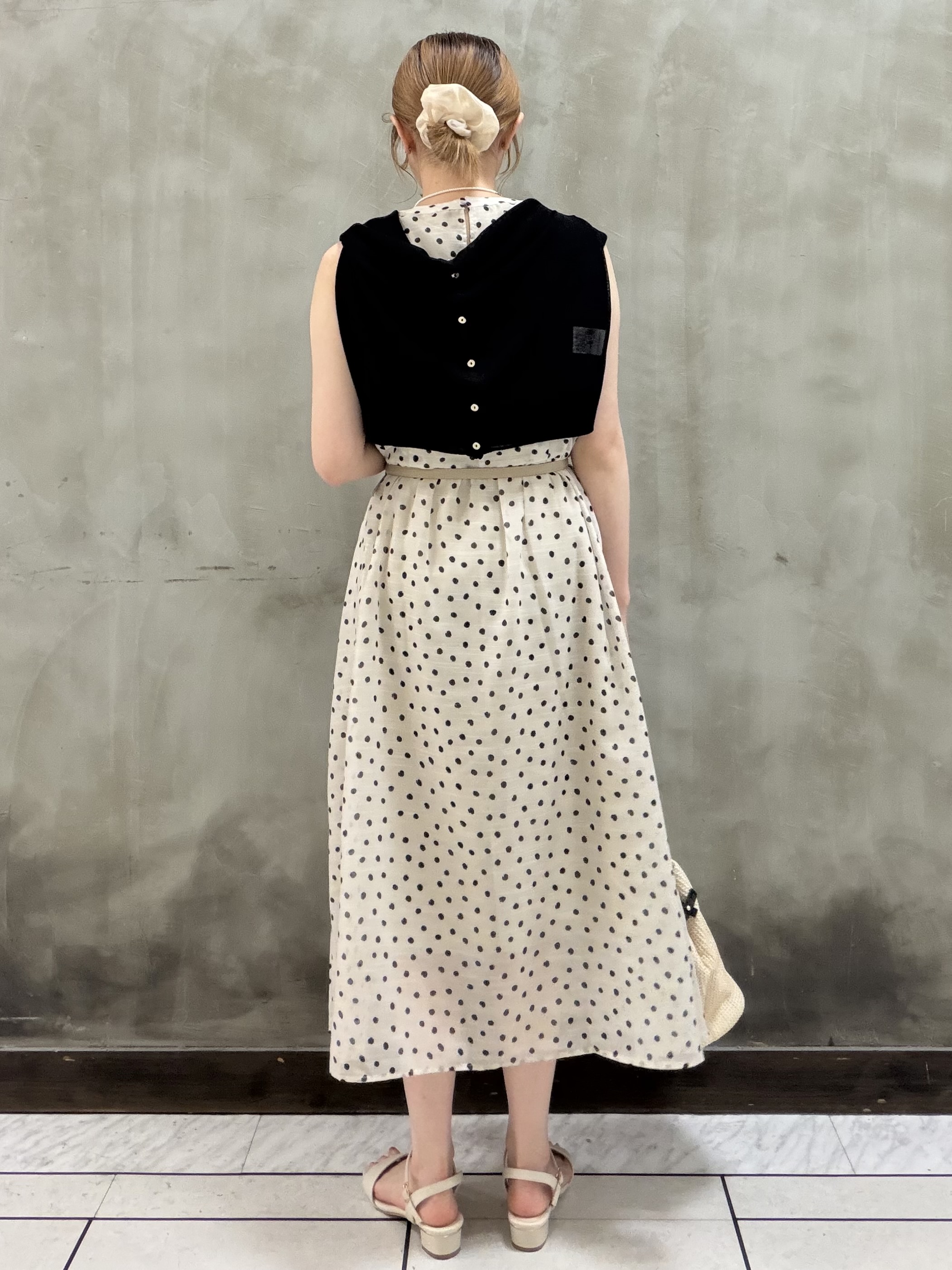 maiさんの「grove｜高評価！【洗える/名品】大人の透け感、シアーカーディガン」を使ったコーディネート