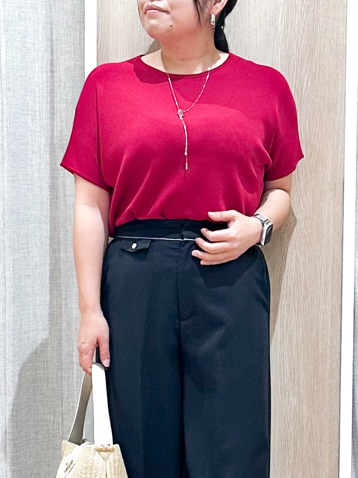 naoさんの「grove｜【シリーズ累計36万枚！名品ニット】やわらかドライタッチ ドルマンニット」を使ったコーディネート