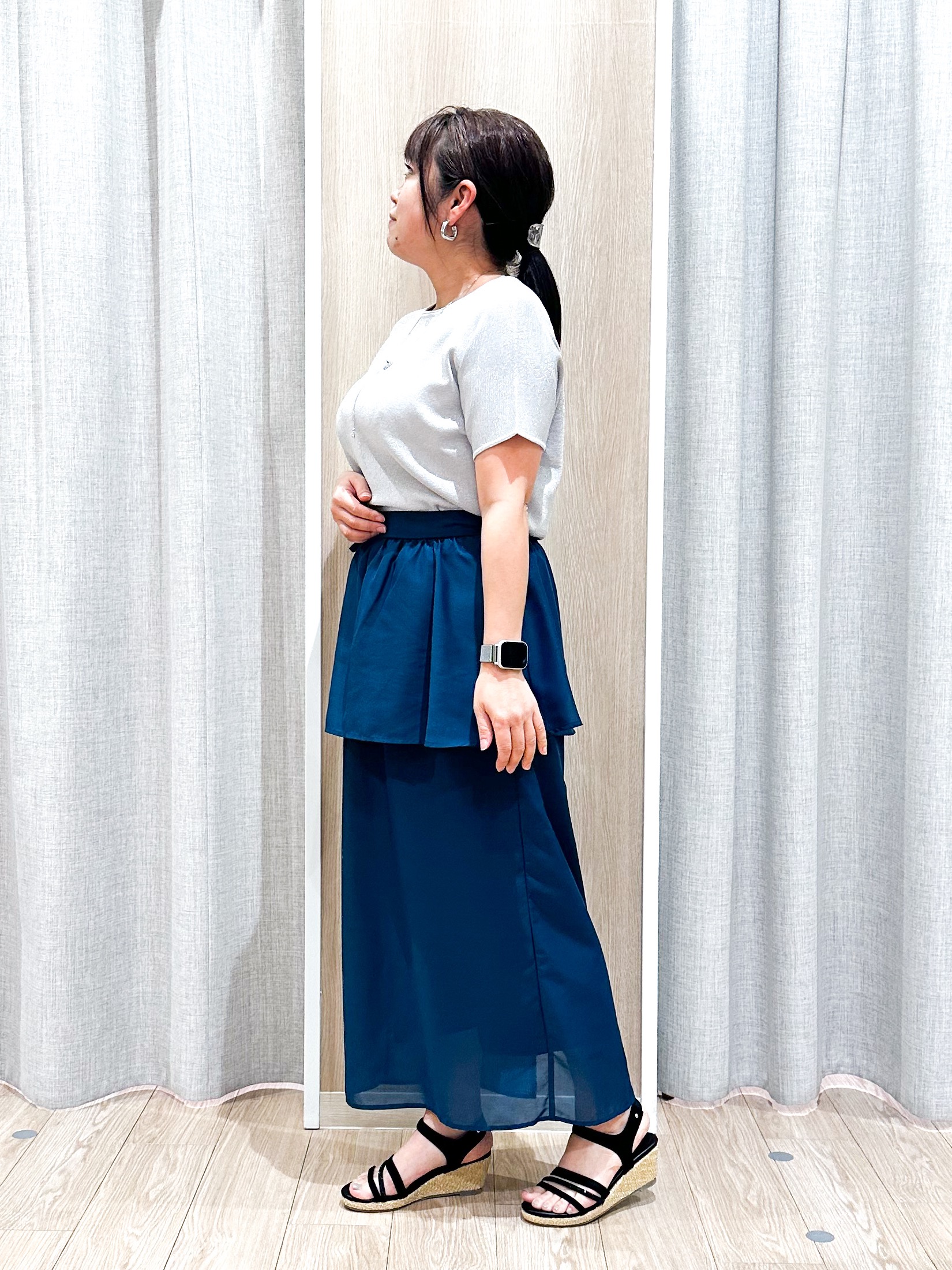 naoさんの「grove｜【シリーズ累計36万枚！名品ニット】やわらかドライタッチ ドルマンニット」を使ったコーディネート