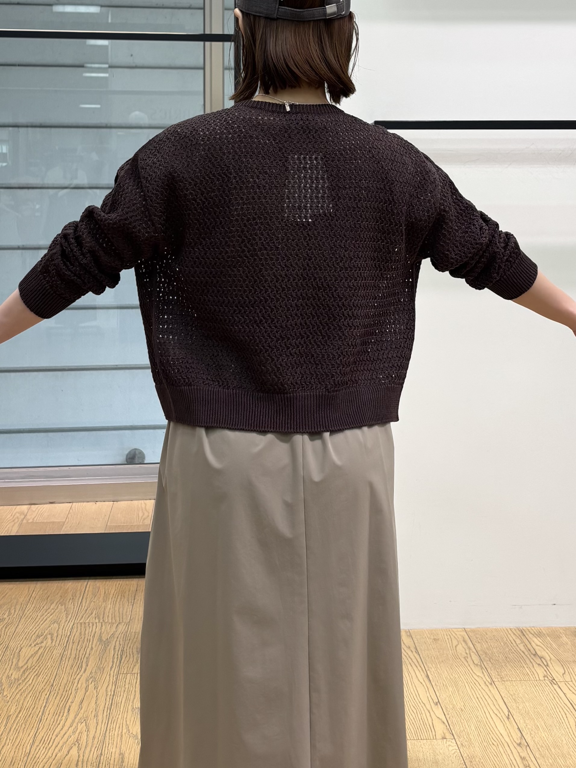 asamiさんの「INDIVI｜【撥水／UVケア／SETUP可能】軽量ベルト付きAラインワンピース」を使ったコーディネート