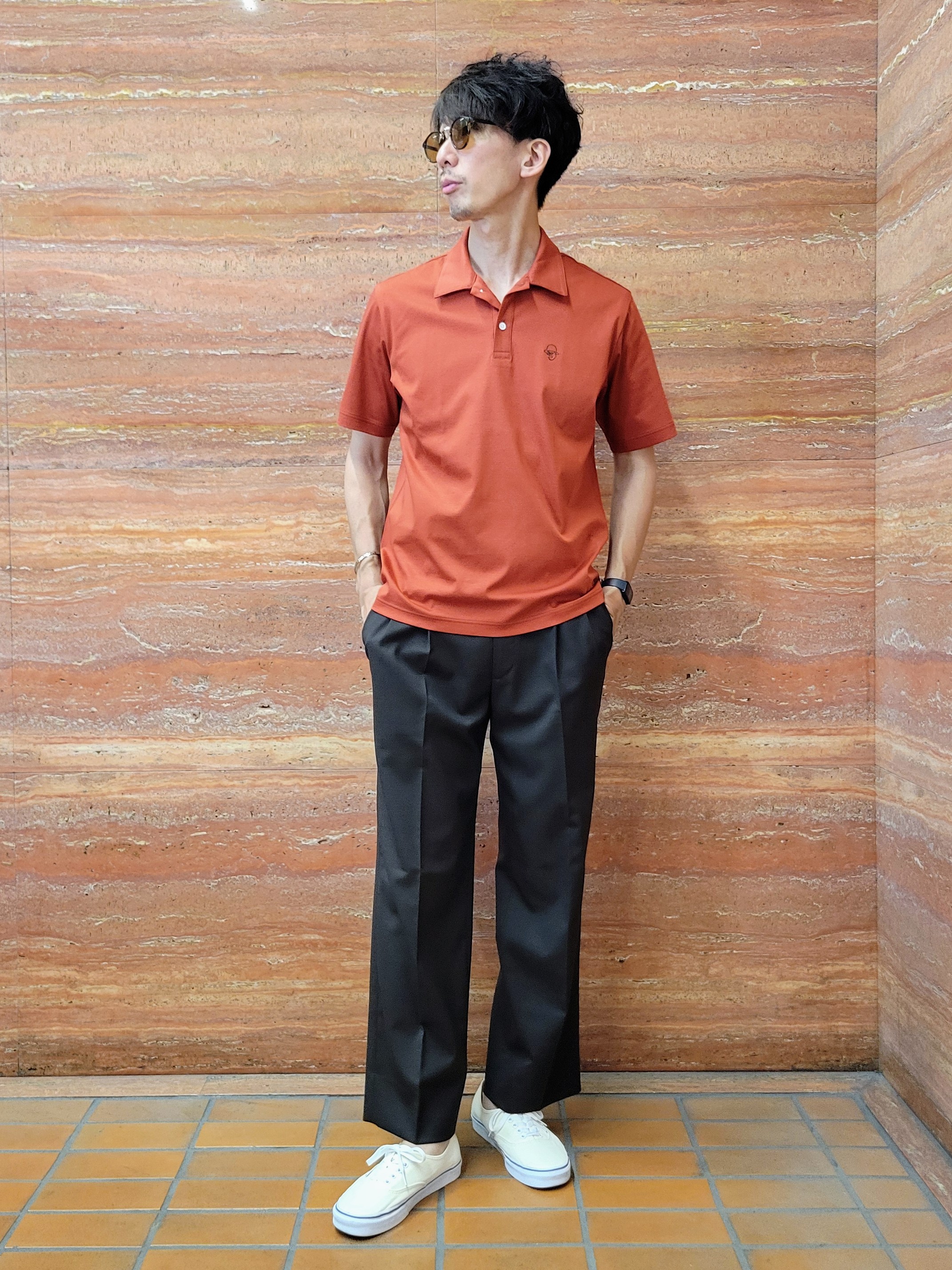 piroyaさんの「TAKEO KIKUCHI｜【接触冷感】アイスクリアコットン ワンポイント ポロシャツ」を使ったコーディネート