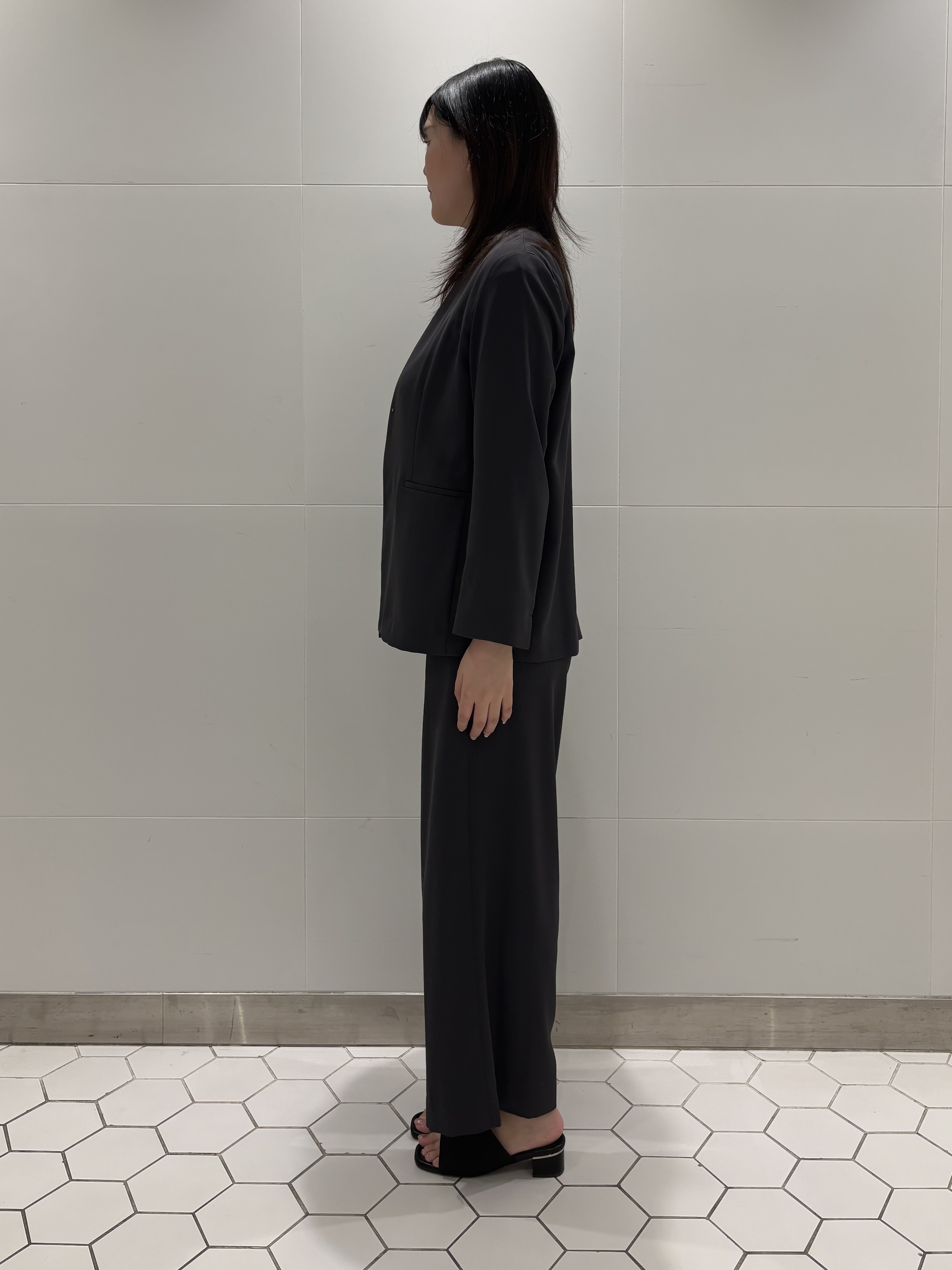 koharuさんの「INDIVI｜【接触冷感／透湿／着る日傘】ノーカラージャケット」を使ったコーディネート