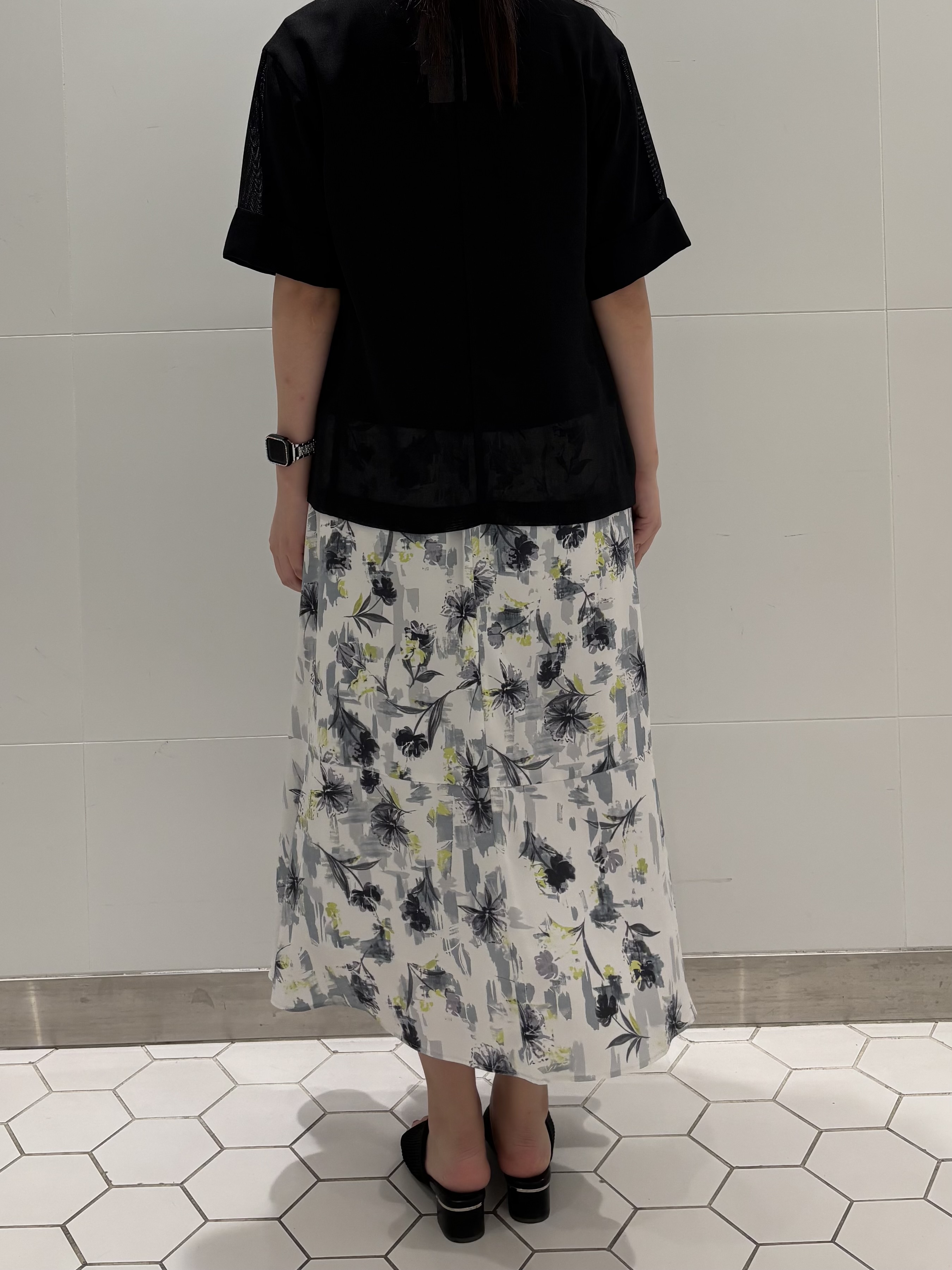 koharuさんの「INDIVI｜【抗菌防臭／消臭】上品光沢コットンTシャツ」を使ったコーディネート