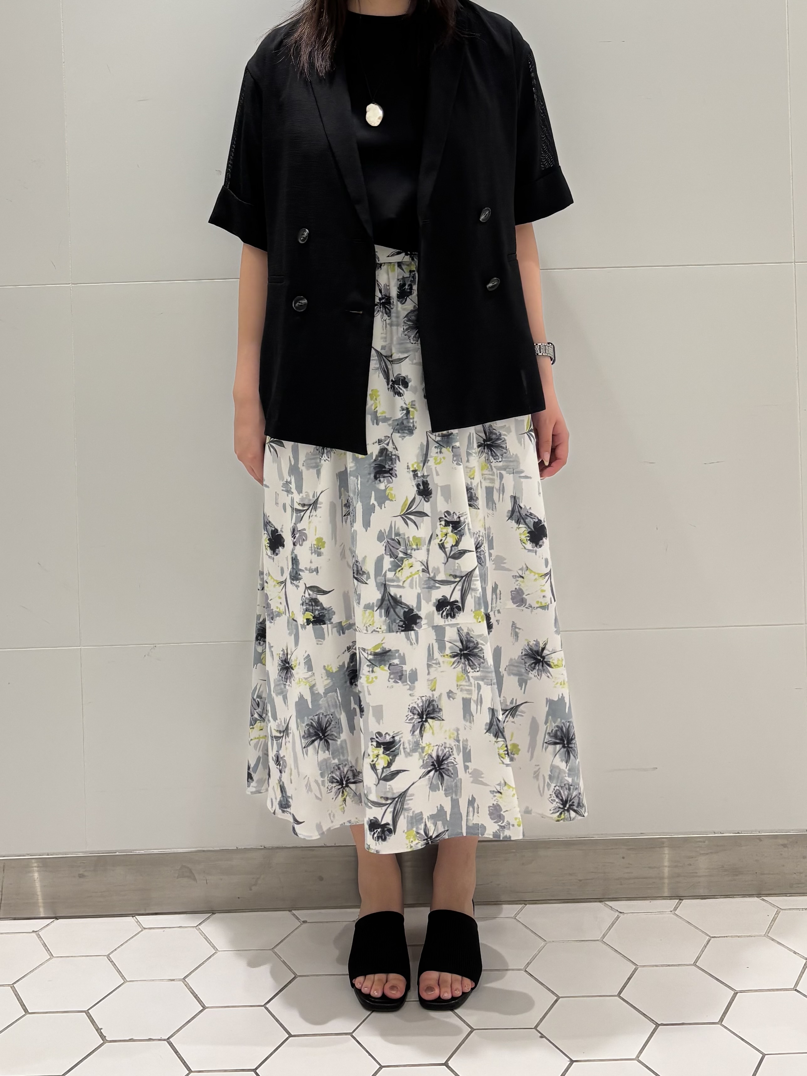 koharuさんの「INDIVI｜【抗菌防臭／消臭】上品光沢コットンTシャツ」を使ったコーディネート