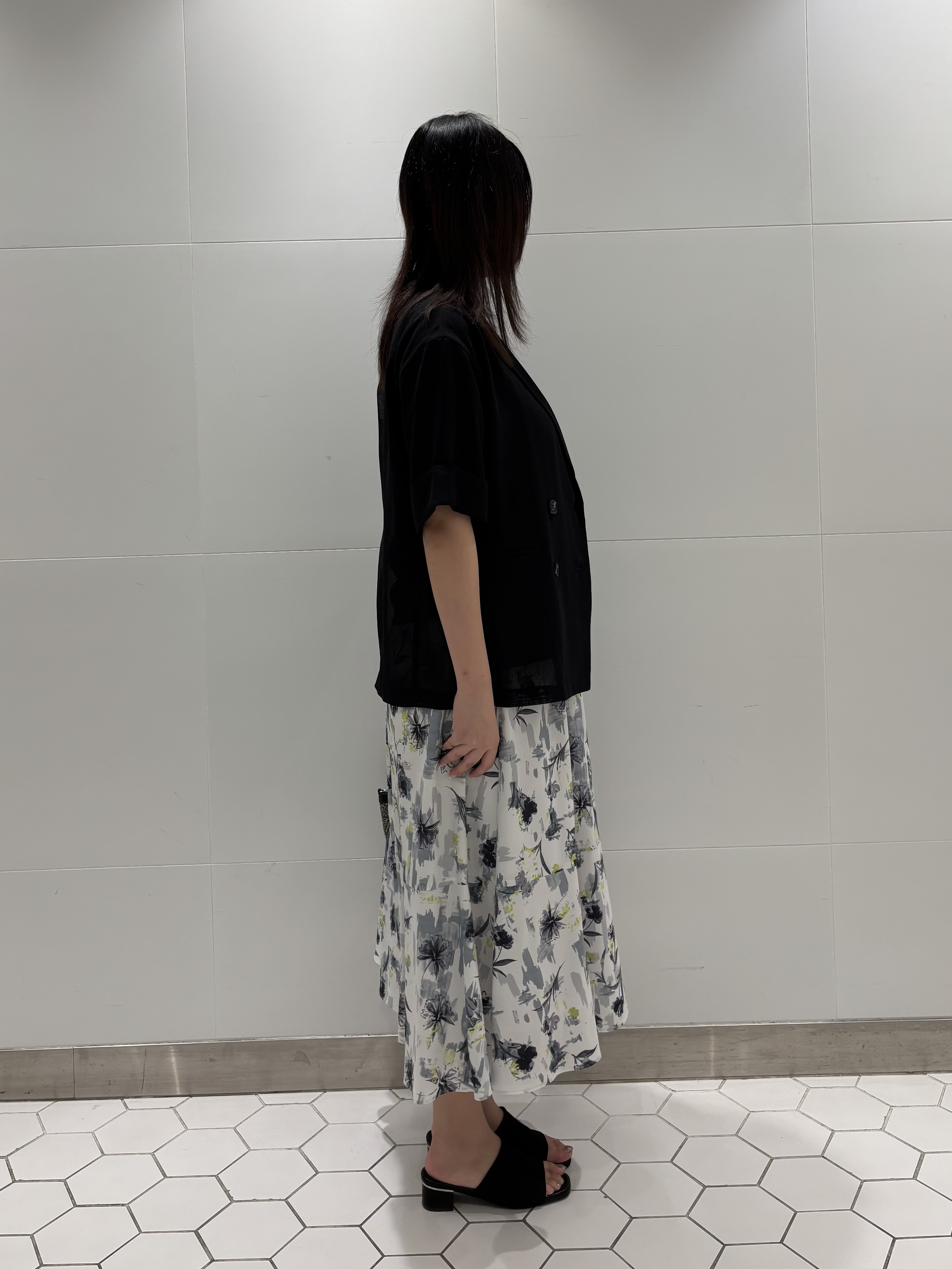 koharuさんの「INDIVI｜【抗菌防臭／消臭】上品光沢コットンTシャツ」を使ったコーディネート