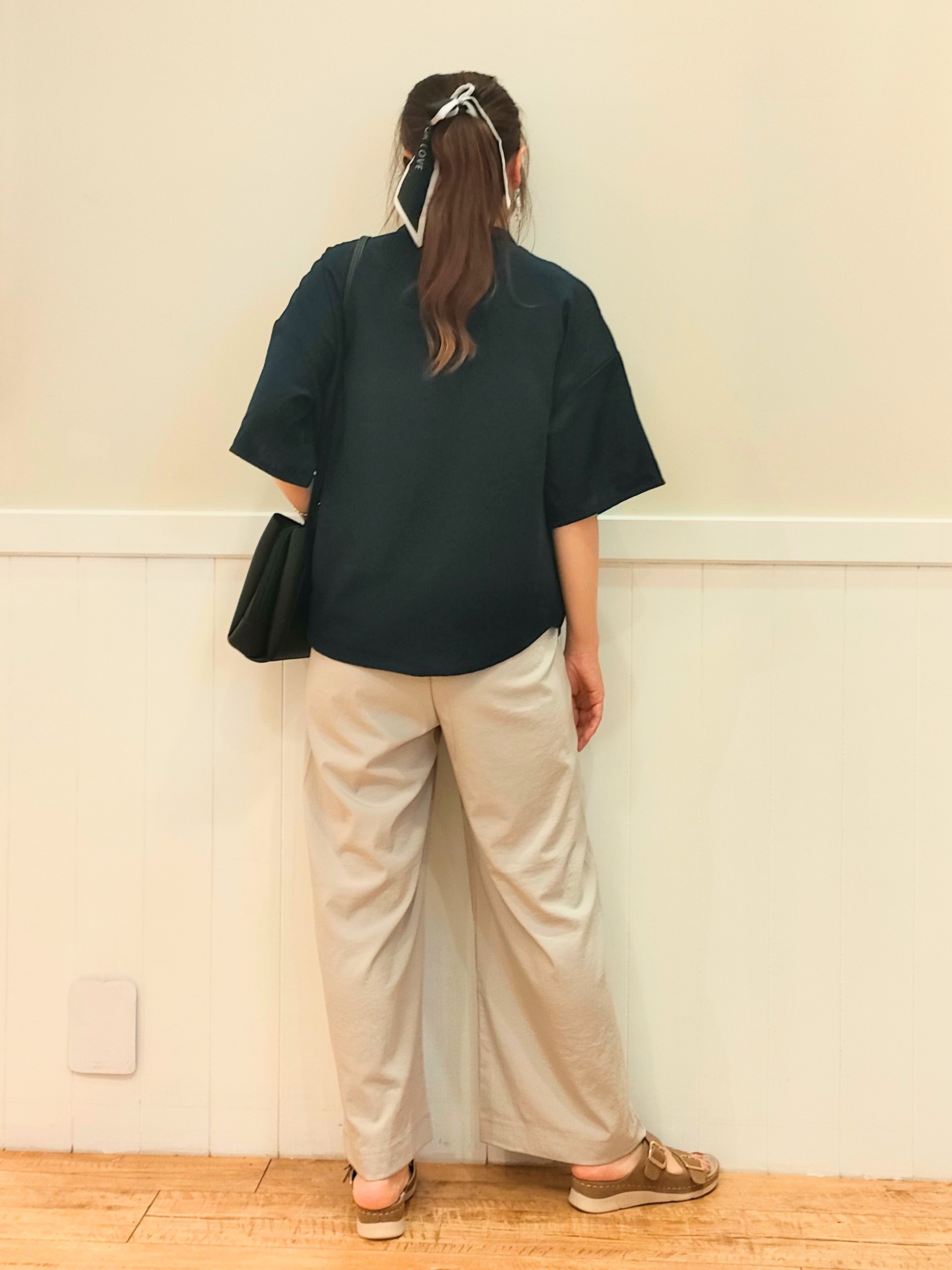 NMさんの「SHOO･LA･RUE｜【洗濯機可/S-LL】大人の抜け感 ゆるっと5分袖シャツ」を使ったコーディネート