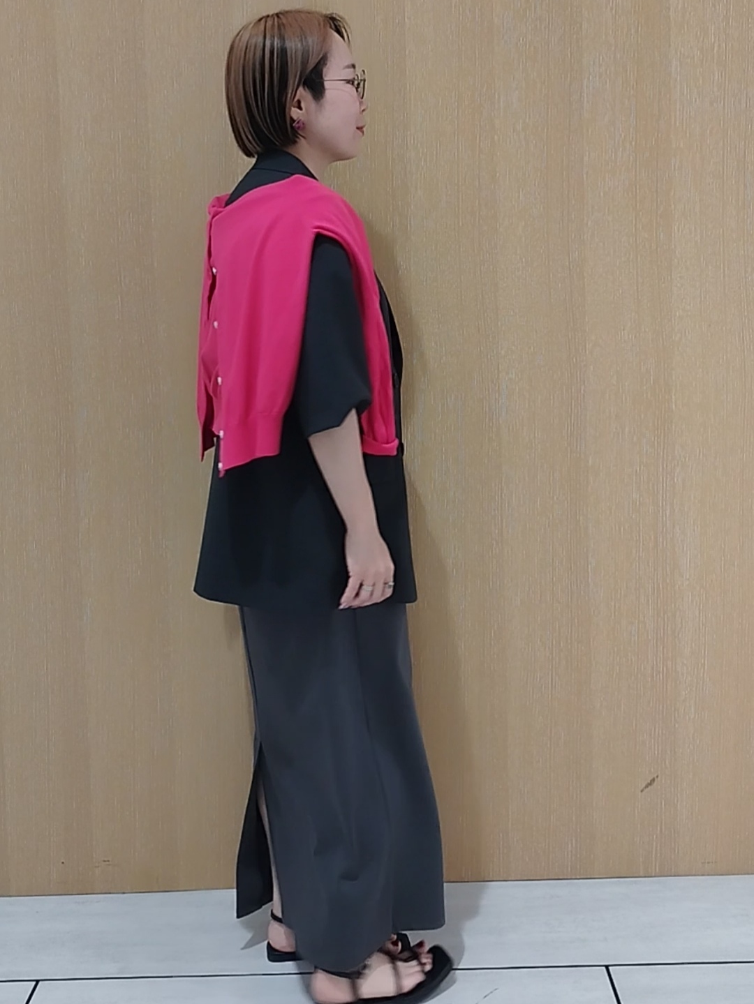 s u g iさんの「UNTITLED｜【シワになりにくい/セットアップ可/接触冷感】ハーフスリーブジャケット」を使ったコーディネート