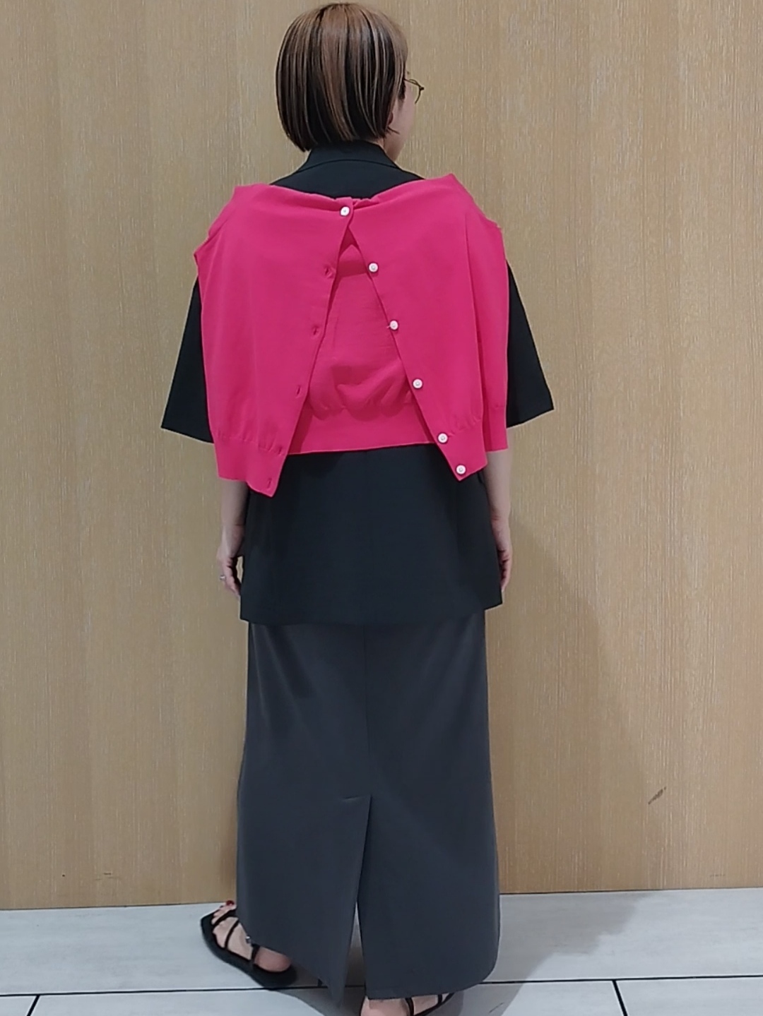 s u g iさんの「UNTITLED｜【シワになりにくい/セットアップ可/接触冷感】ハーフスリーブジャケット」を使ったコーディネート