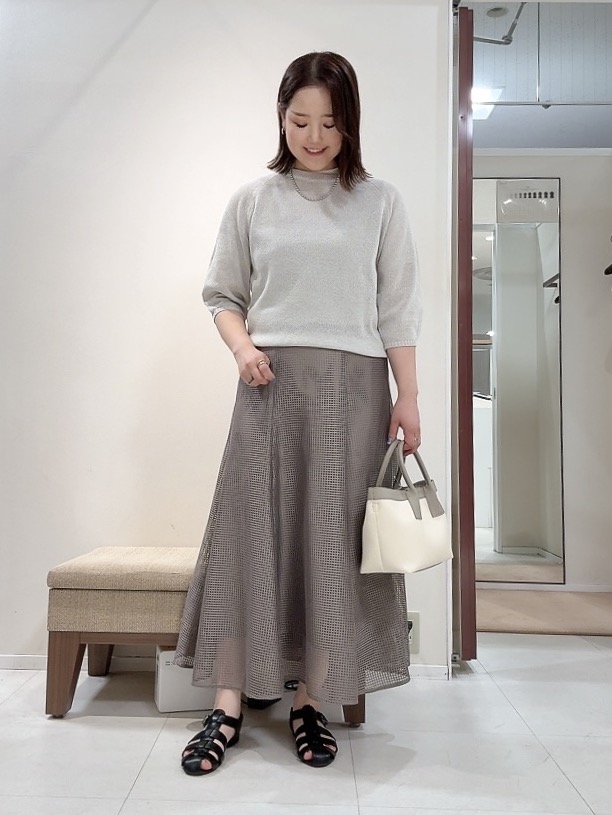 YUIさんの「UNTITLED｜【洗える/ゆったり】クルーネックドライニット」を使ったコーディネート