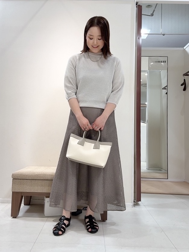 YUIさんの「UNTITLED｜【洗える/ゆったり】クルーネックドライニット」を使ったコーディネート