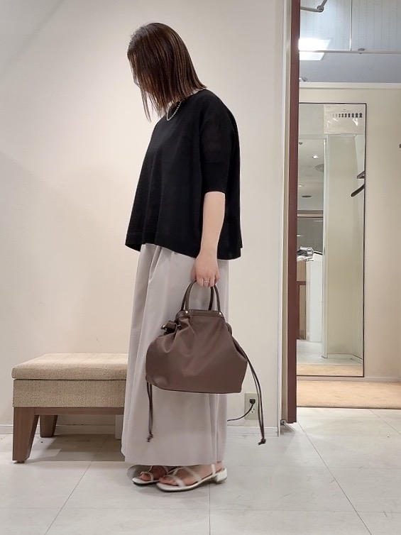 YUIさんの「UNTITLED｜【アンサンブル可/洗える】シアーレーヨンニット」を使ったコーディネート