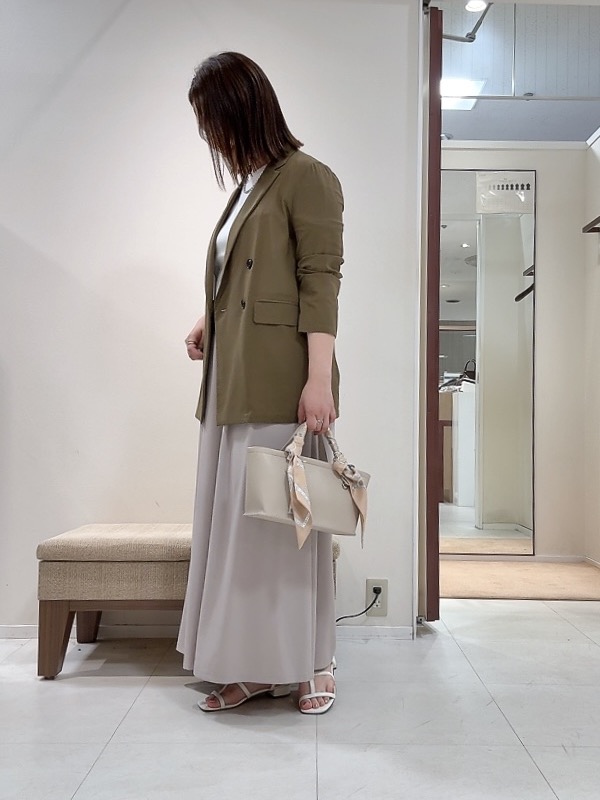 YUIさんの「UNTITLED｜◆【セットアップ可/接触冷感/通気性】ドライシアーダブルジャケット」を使ったコーディネート